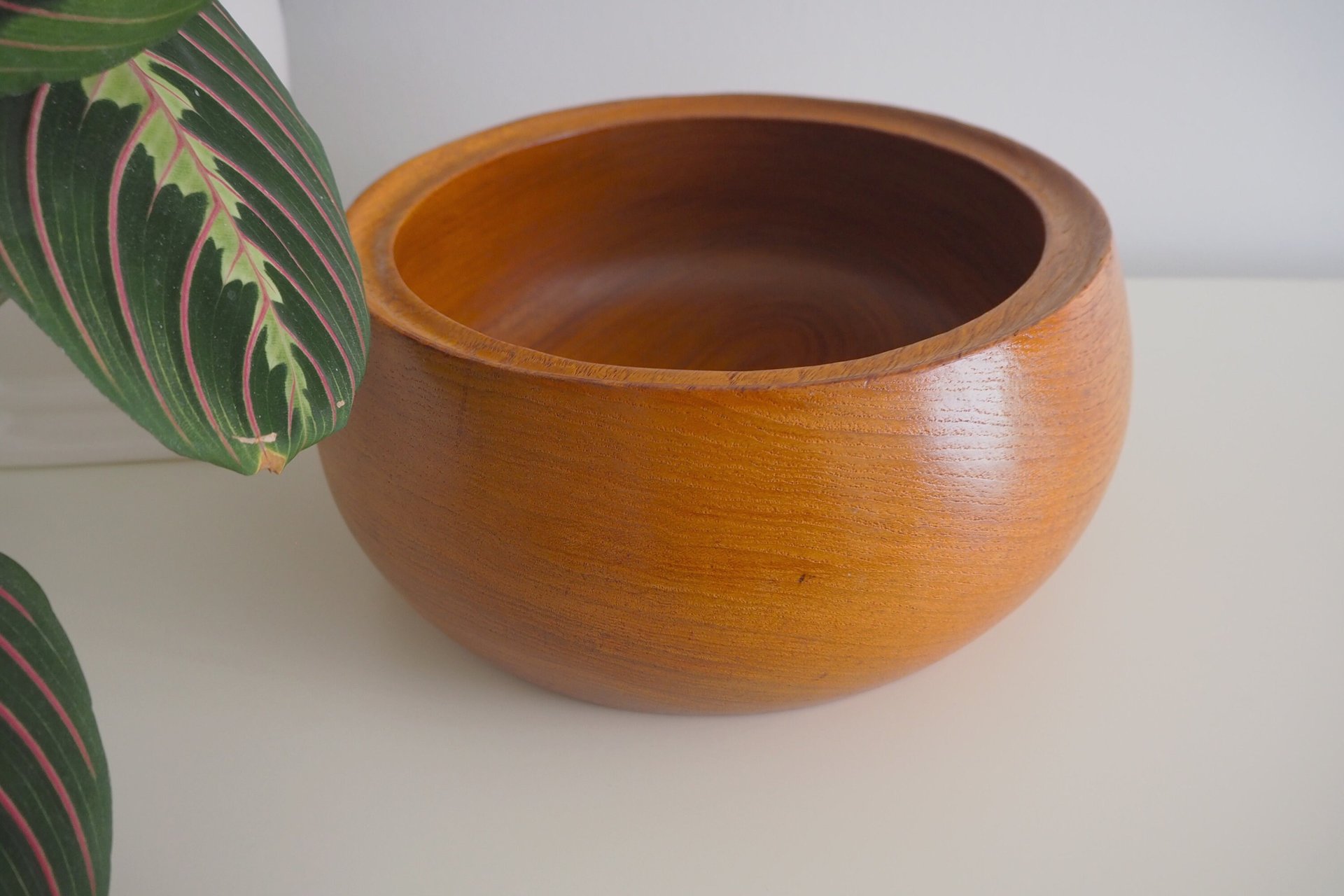 Vintage wooden bowl | Large teak fruit bowl | Large vintage teak bowl | Large wooden bowl