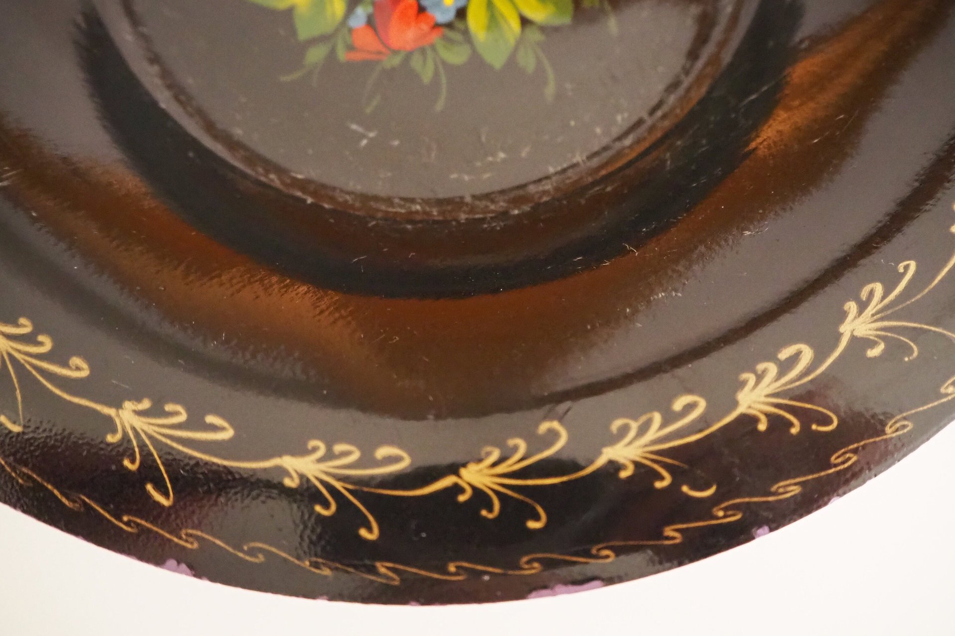Vintage floral metal plate | Handpainted floral plate | Vintage Russian floral plate | Vintage Zhostovo wall plate