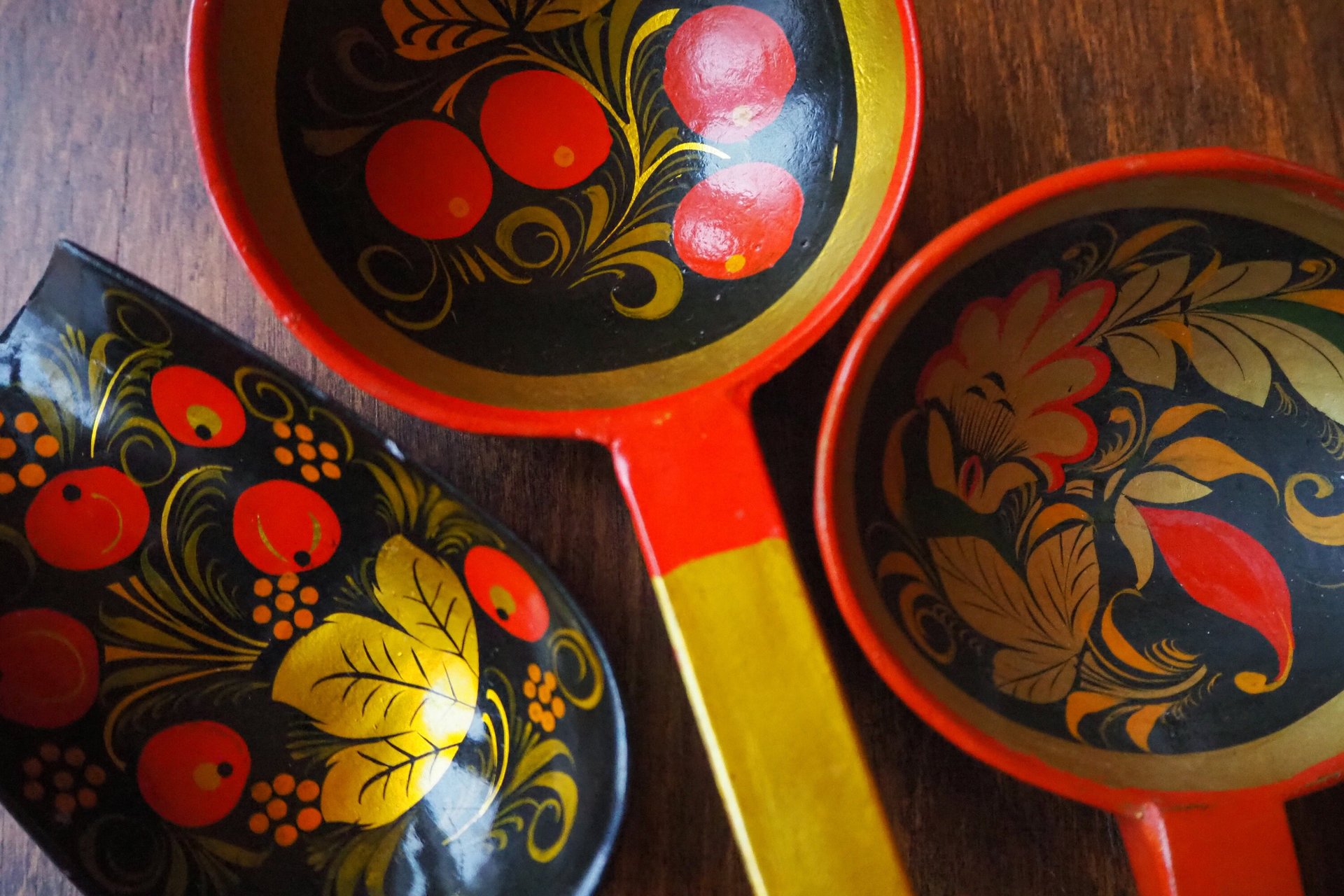 Vintage Khokhloma scoops | Vintage handpainted wooden scoops | Russian wooden ladles | Vintage Khokhloma ladles