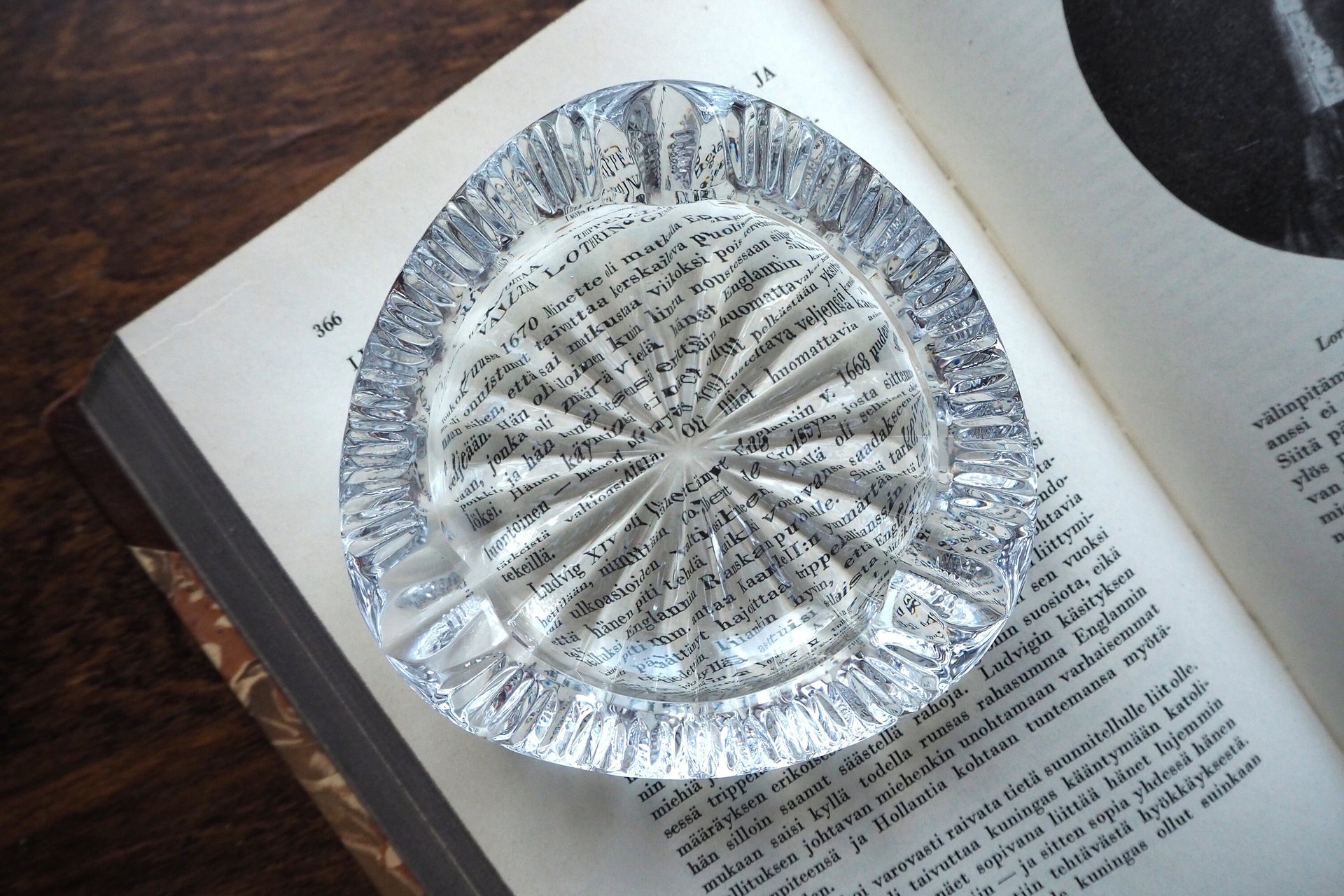Vintage glass ashtray | Vintage ashtray | Glass ashtray | Small vintage ashtray