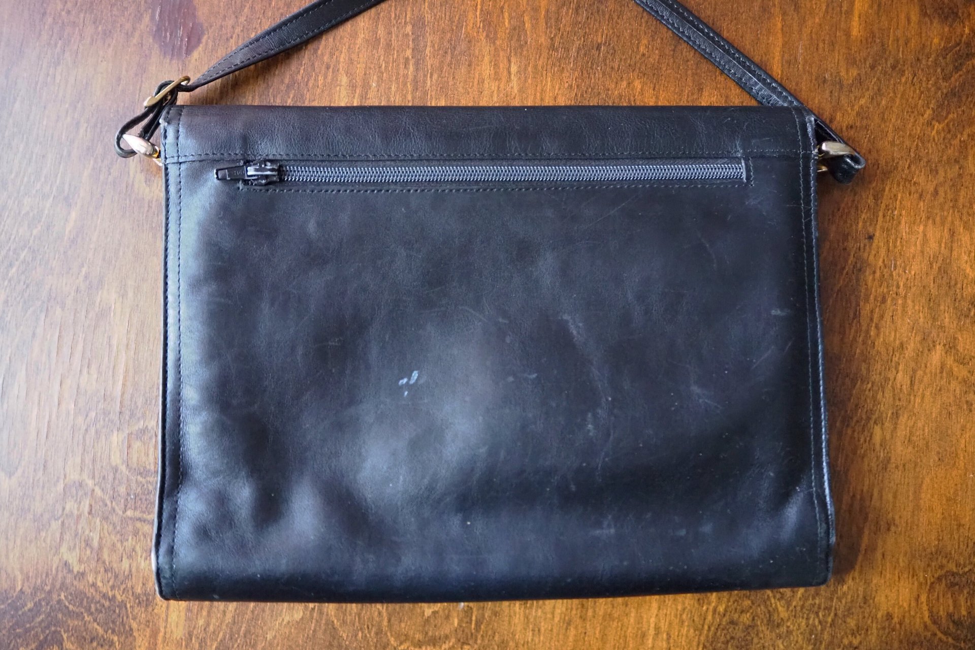 Vintage leather envelope bag | Vintage leather bag | Black envelope bag | Vintage leather crossbody bag