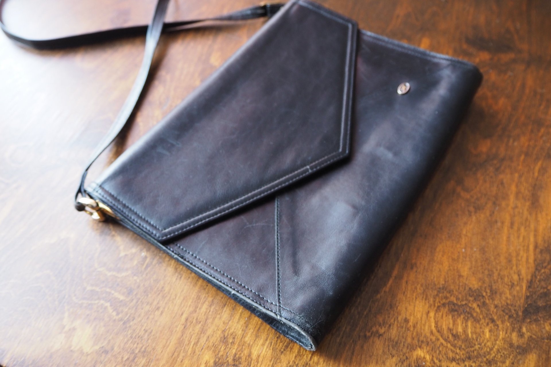 Vintage leather envelope bag | Vintage leather bag | Black envelope bag | Vintage leather crossbody bag