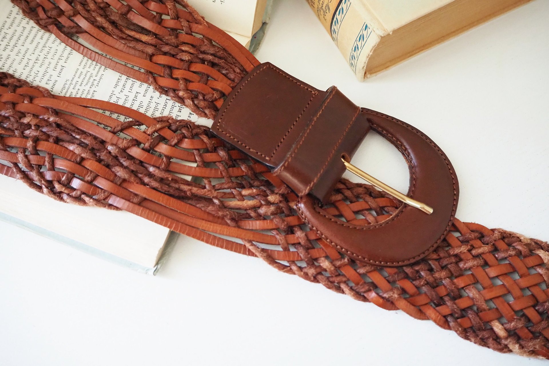 Vintage leather belt | Braided leather belt | Brown leather belt | Made in Italy