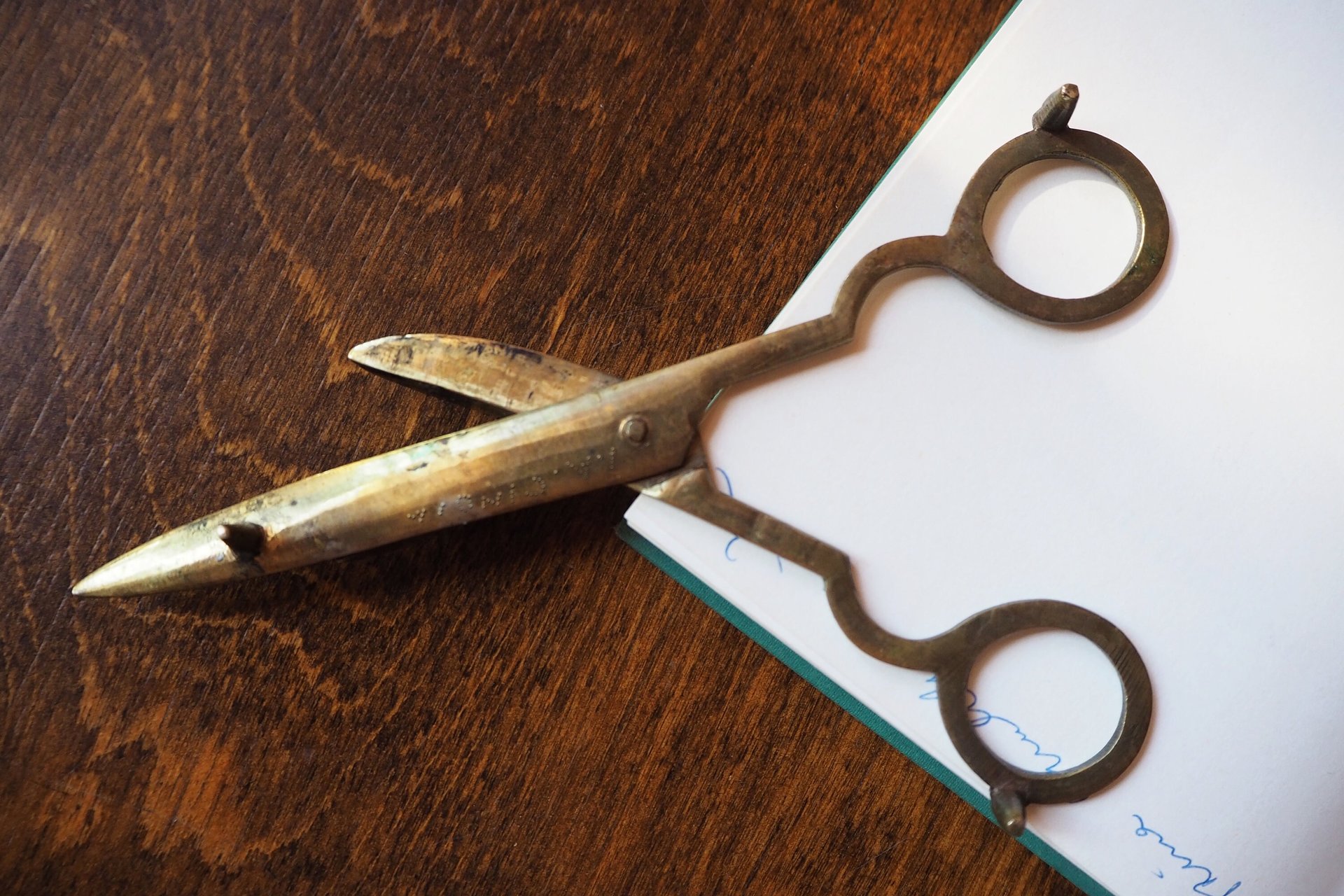 Vintage brass wick cutter | Brass candlewick scissors | Brass candlewick trimmer | Brass wick cutter | Vintage wick cutter