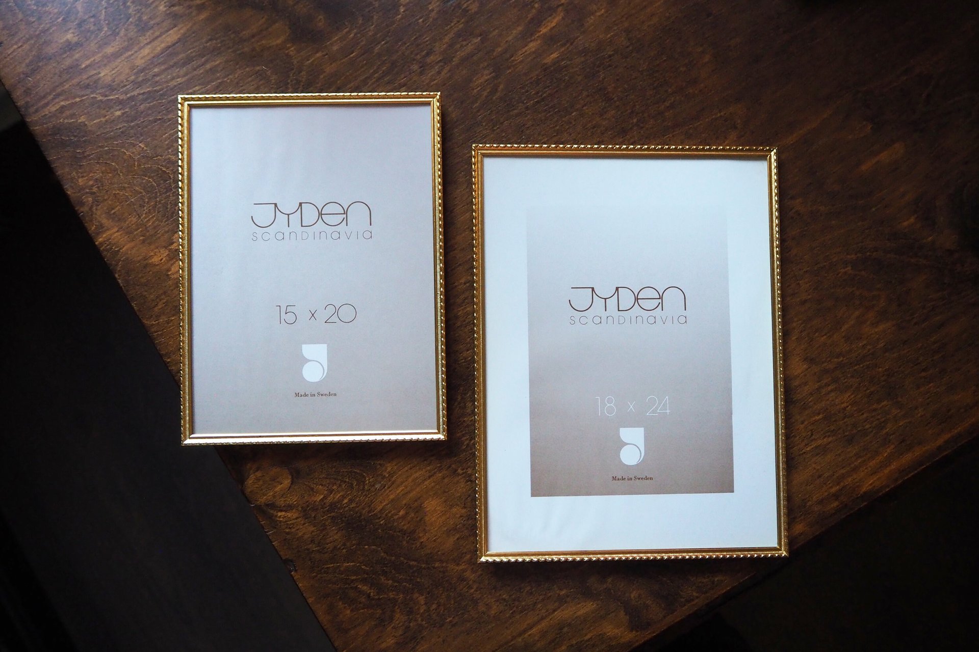 Set of two vintage photo frames | Set of two matching vintage frames | Vintage brass frame set 15x20 cm and 18x24 cm | Vintage Jyden frames