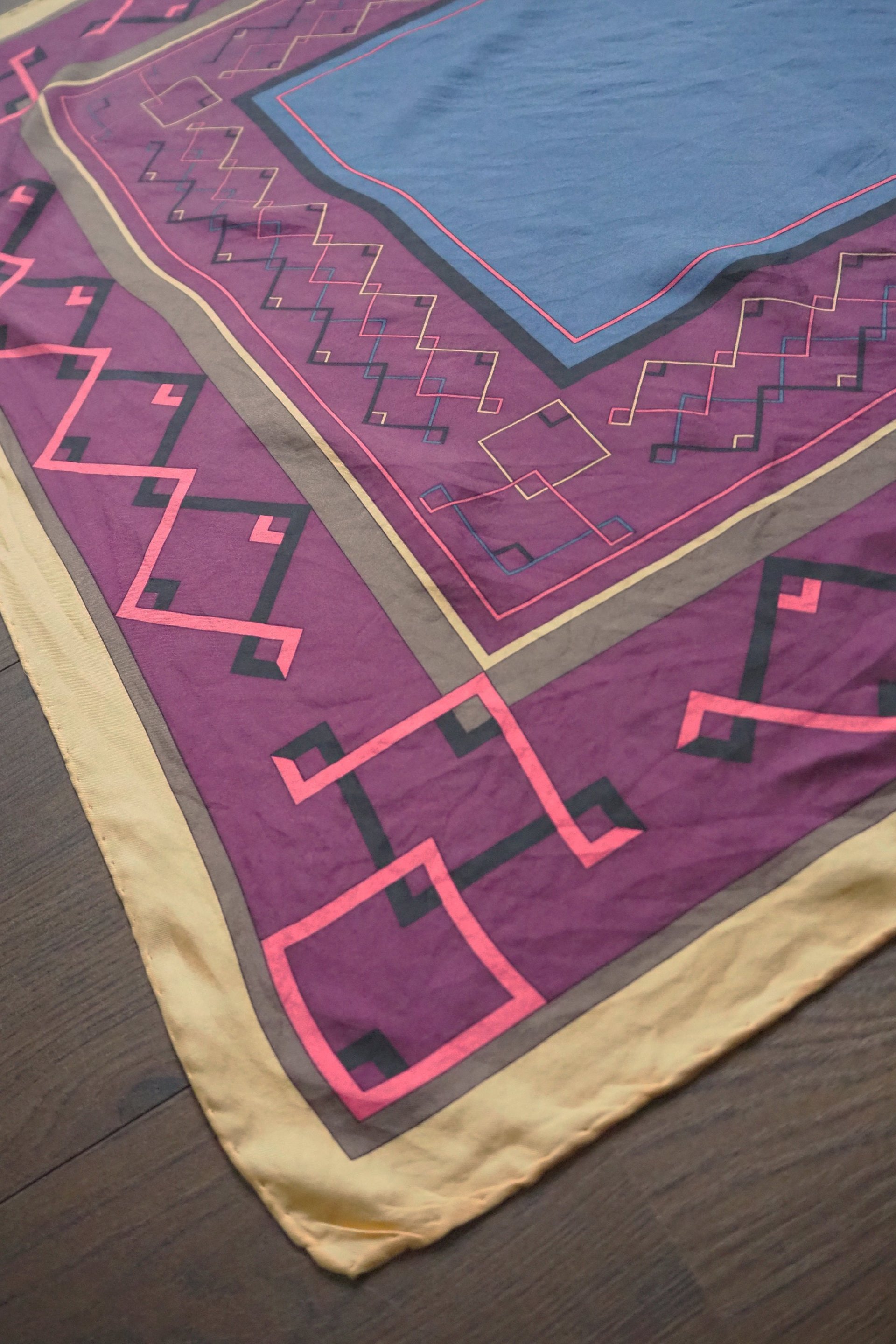 Vintage silk scarf | Vintage Marja Kurki scarf | Marja Kurki silk scarf | Geometric vintage silk scarf