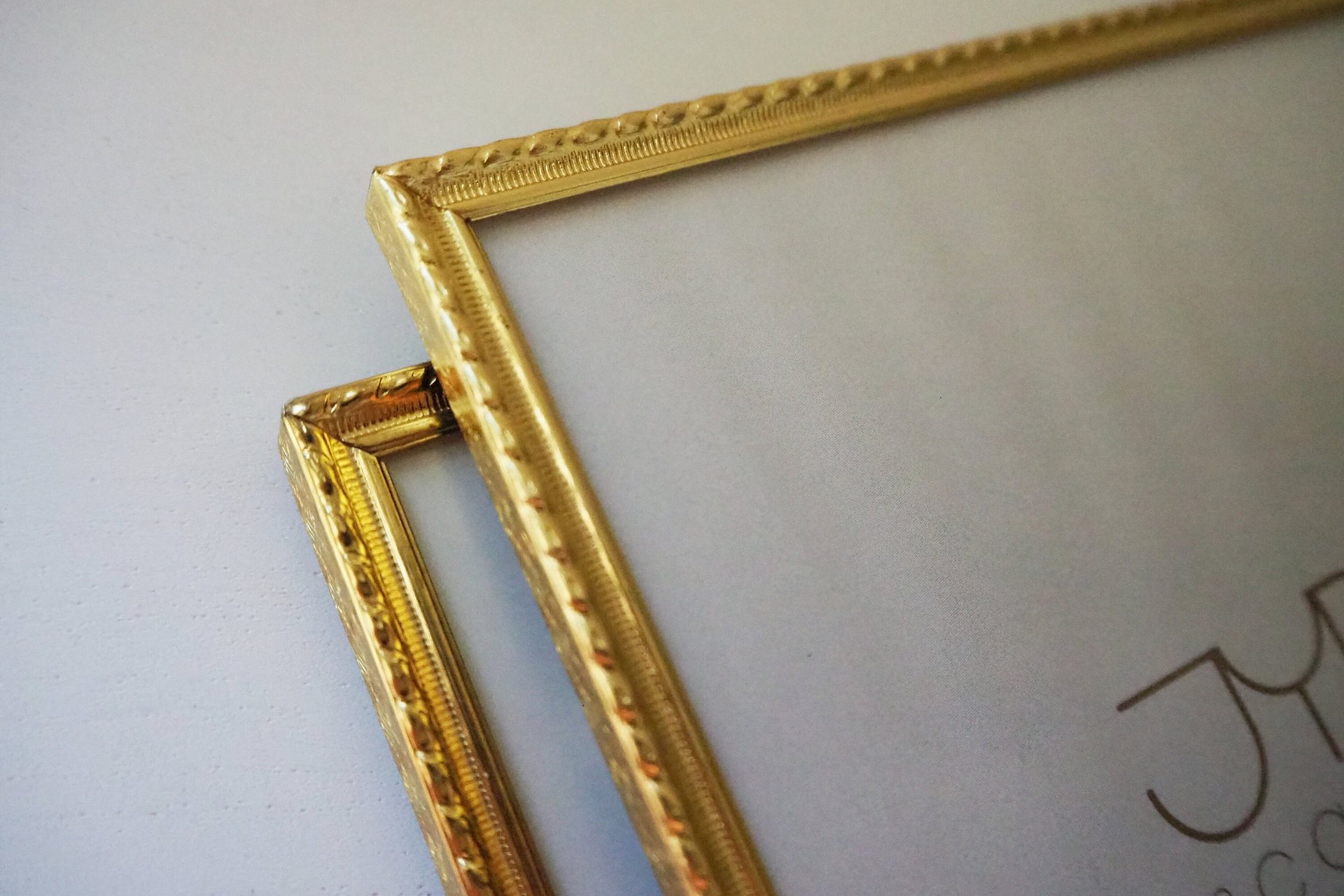 Set of two vintage photo frames | Set of two matching vintage frames | Vintage brass frame set 15x20 cm and 18x24 cm | Vintage Jyden frames