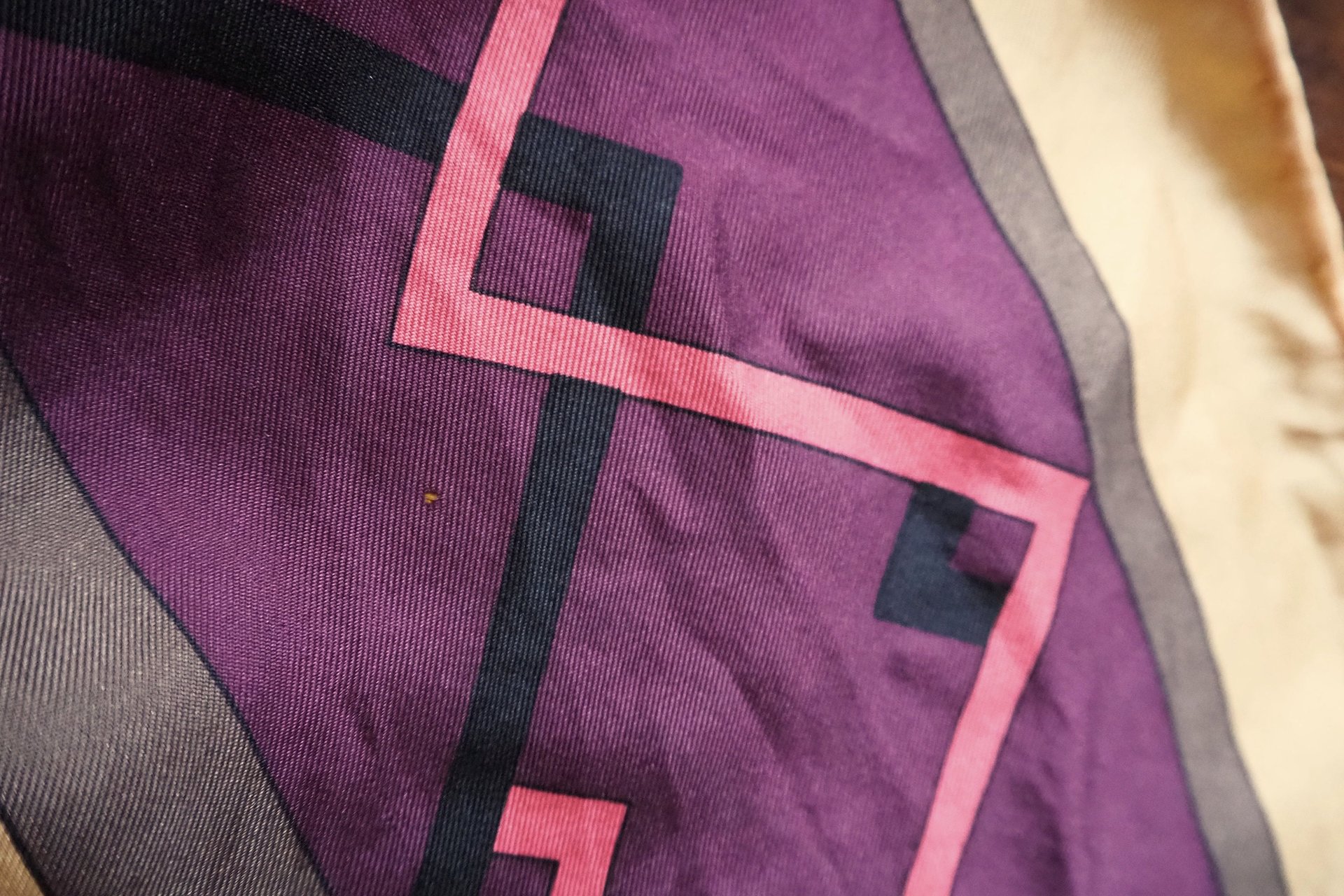 Vintage silk scarf | Vintage Marja Kurki scarf | Marja Kurki silk scarf | Geometric vintage silk scarf