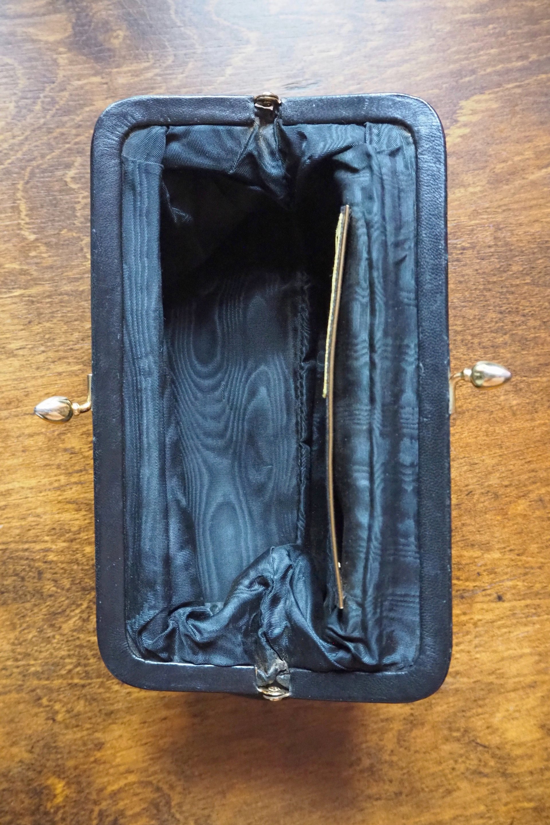 Vintage leather purse bag | Vintage leather bag | Black purse bag | Vintage leather clutch | Made in Finland | EJ Laukku