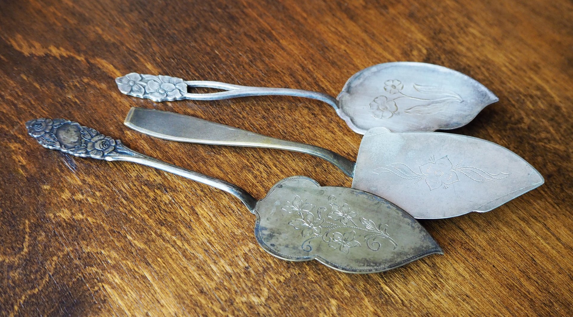 Vintage alpacca silver cake server | Vintage cake server | Alpacca silver cake server | Ornate cake server | Vintage pie server