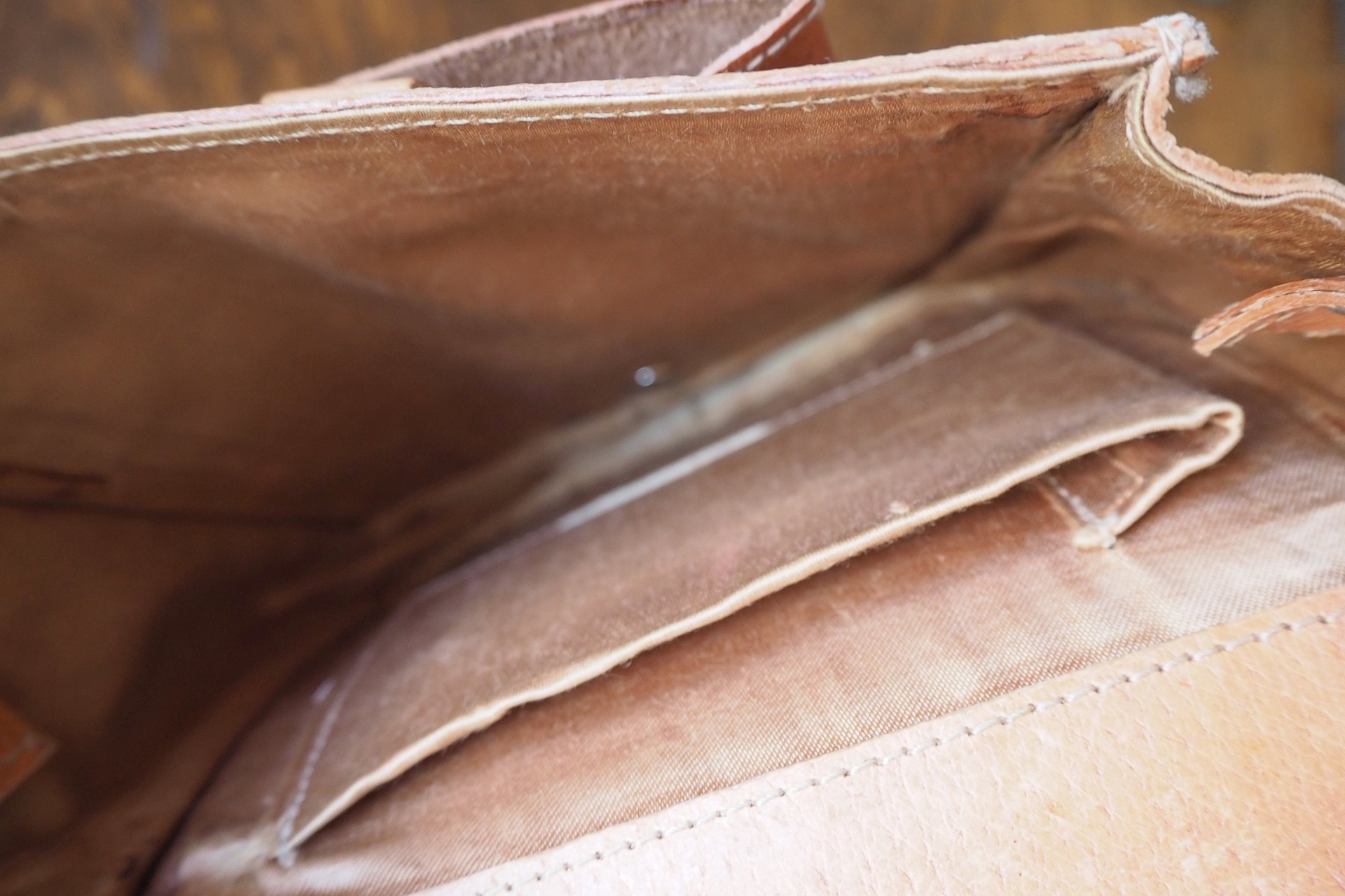 Vintage leather crossbody bag | Small crossbody bag | Vintage leather bag | Brown leather bag