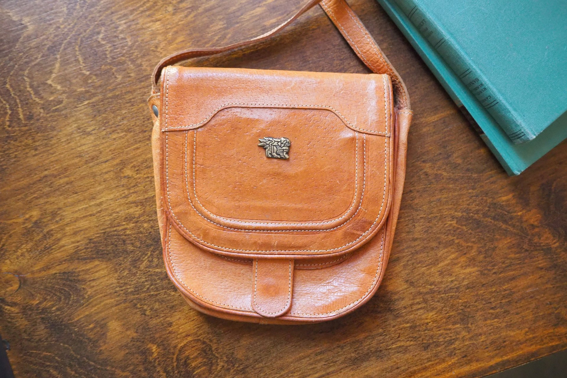 Vintage leather crossbody bag | Small crossbody bag | Vintage leather bag | Brown leather bag