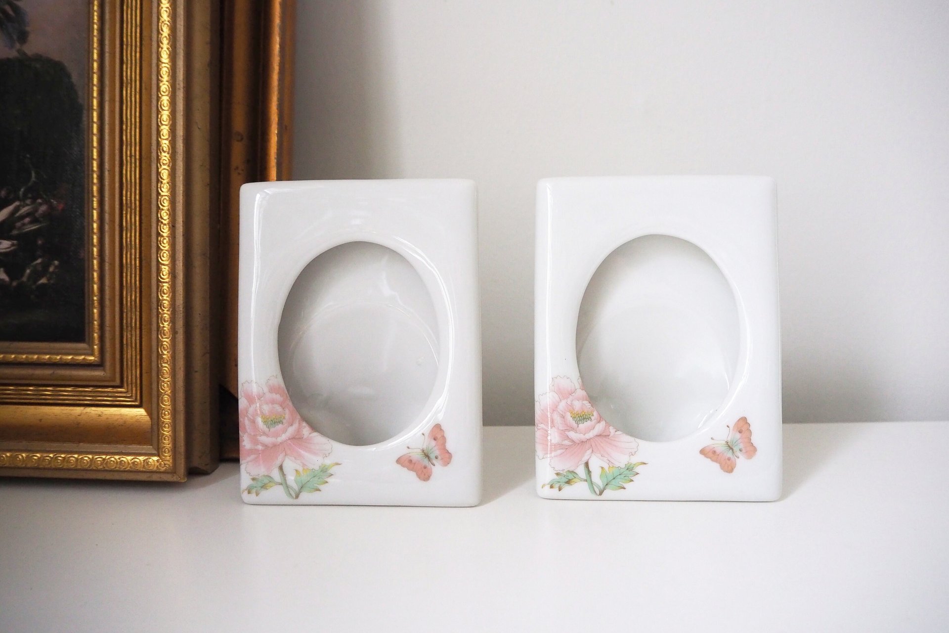 Set of two vintage ceramic photo frames | Ceramic photo frames | Matching ceramic frames | Vintage Japanese picture frames