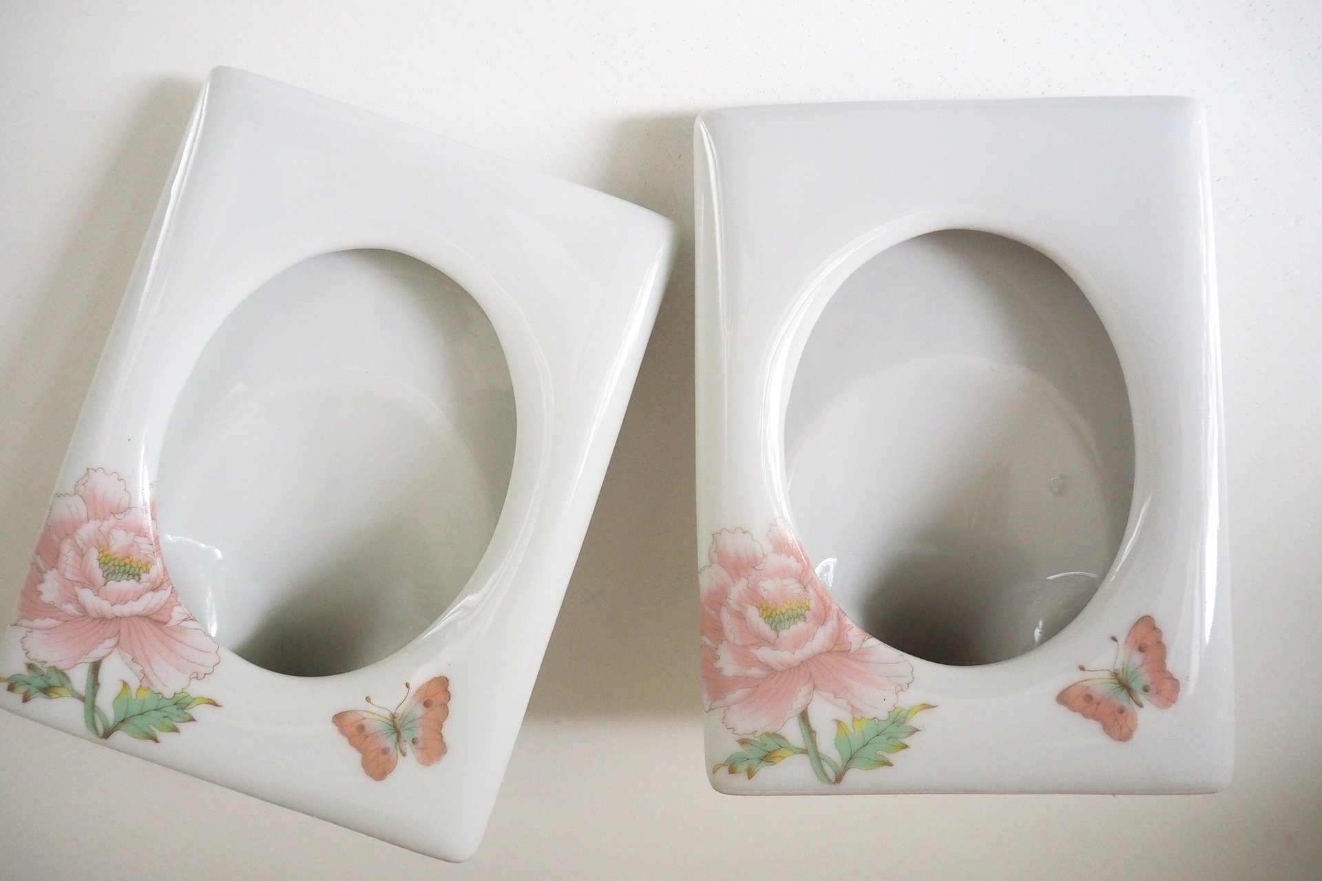 Set of two vintage ceramic photo frames | Ceramic photo frames | Matching ceramic frames | Vintage Japanese picture frames