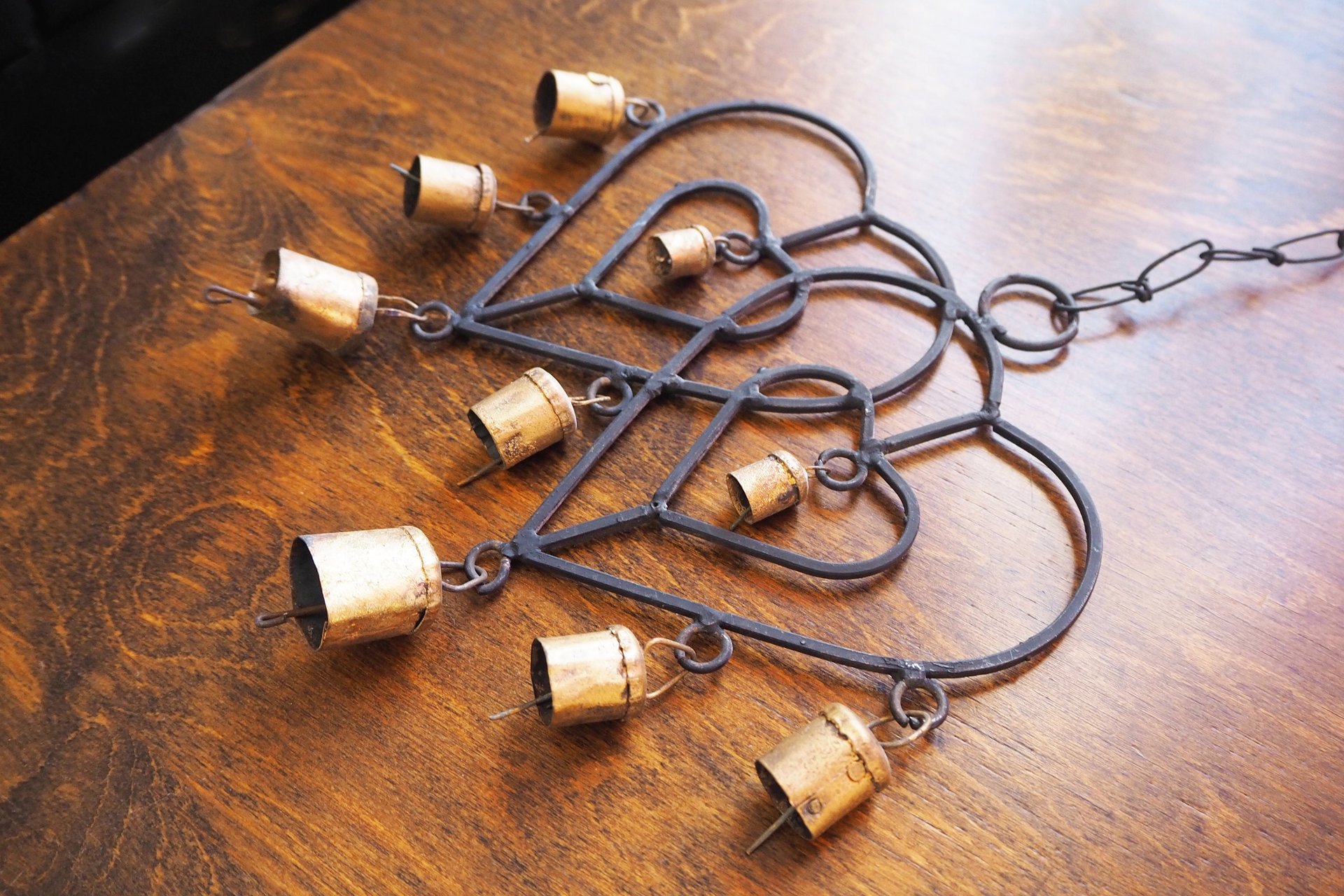 Vintage wind chime | Vintage wind chime with bells | Heart wind chime | Iron wind chime with bells | Wind chime with hearts