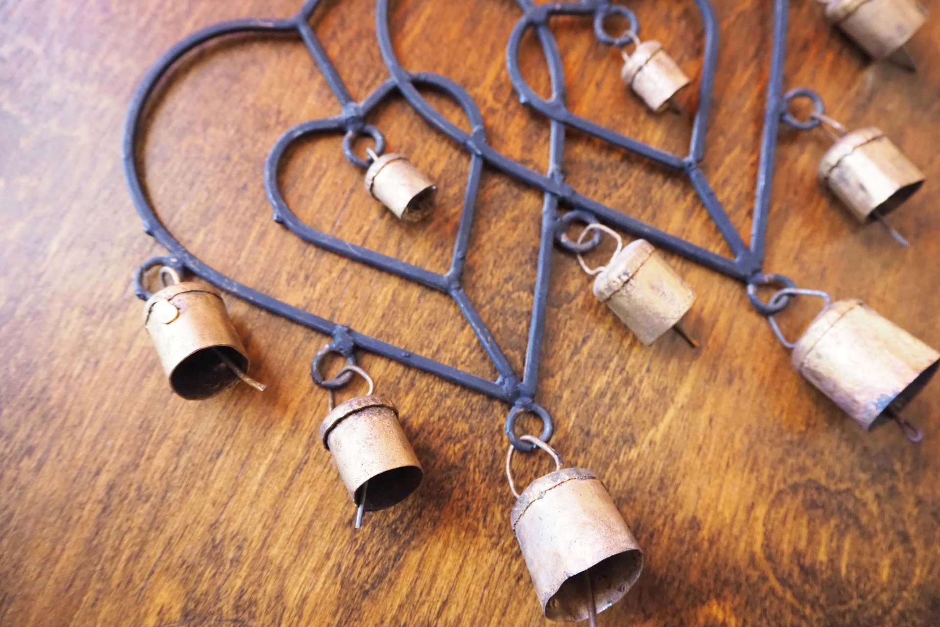Vintage wind chime | Vintage wind chime with bells | Heart wind chime | Iron wind chime with bells | Wind chime with hearts