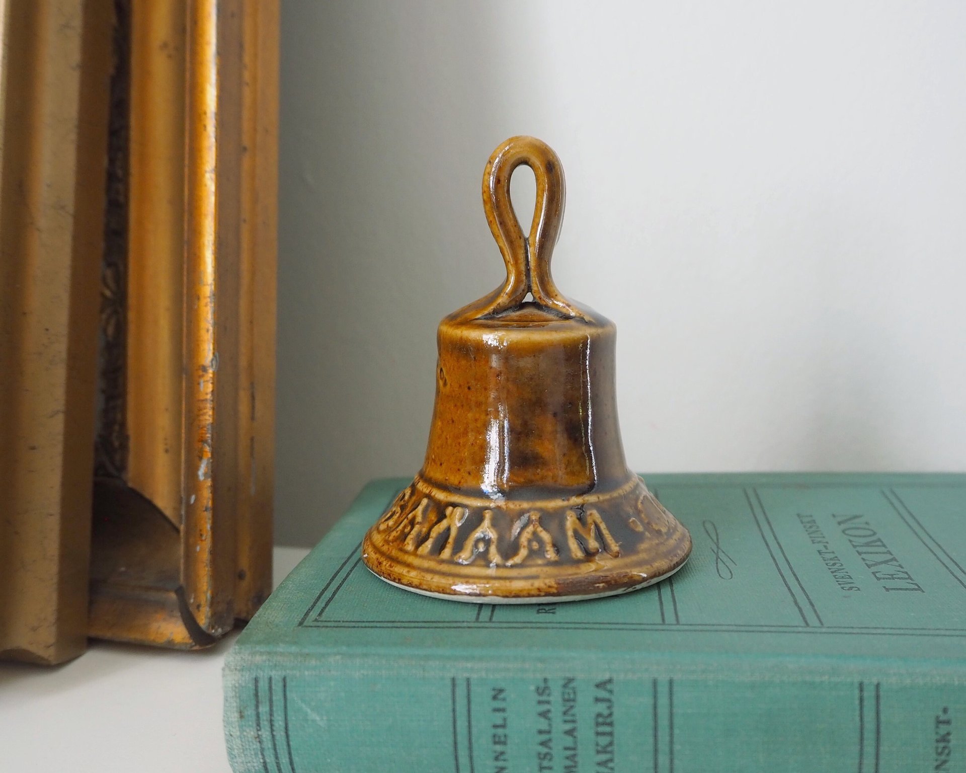 Vintage handbell | Ceramic hand bell | Ceramic table bell | Vintage table bell | Small vintage handbell