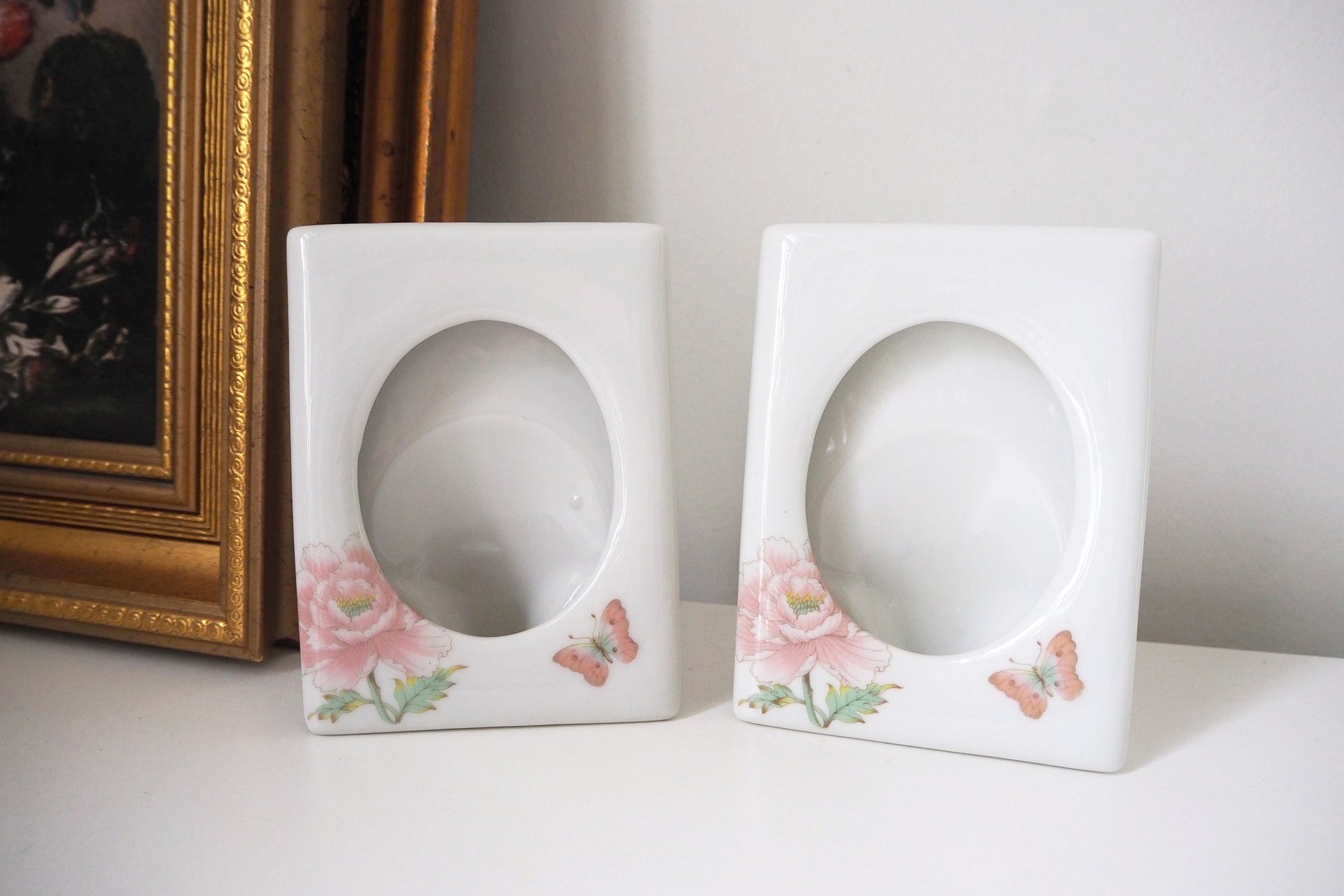 Set of two vintage ceramic photo frames | Ceramic photo frames | Matching ceramic frames | Vintage Japanese picture frames