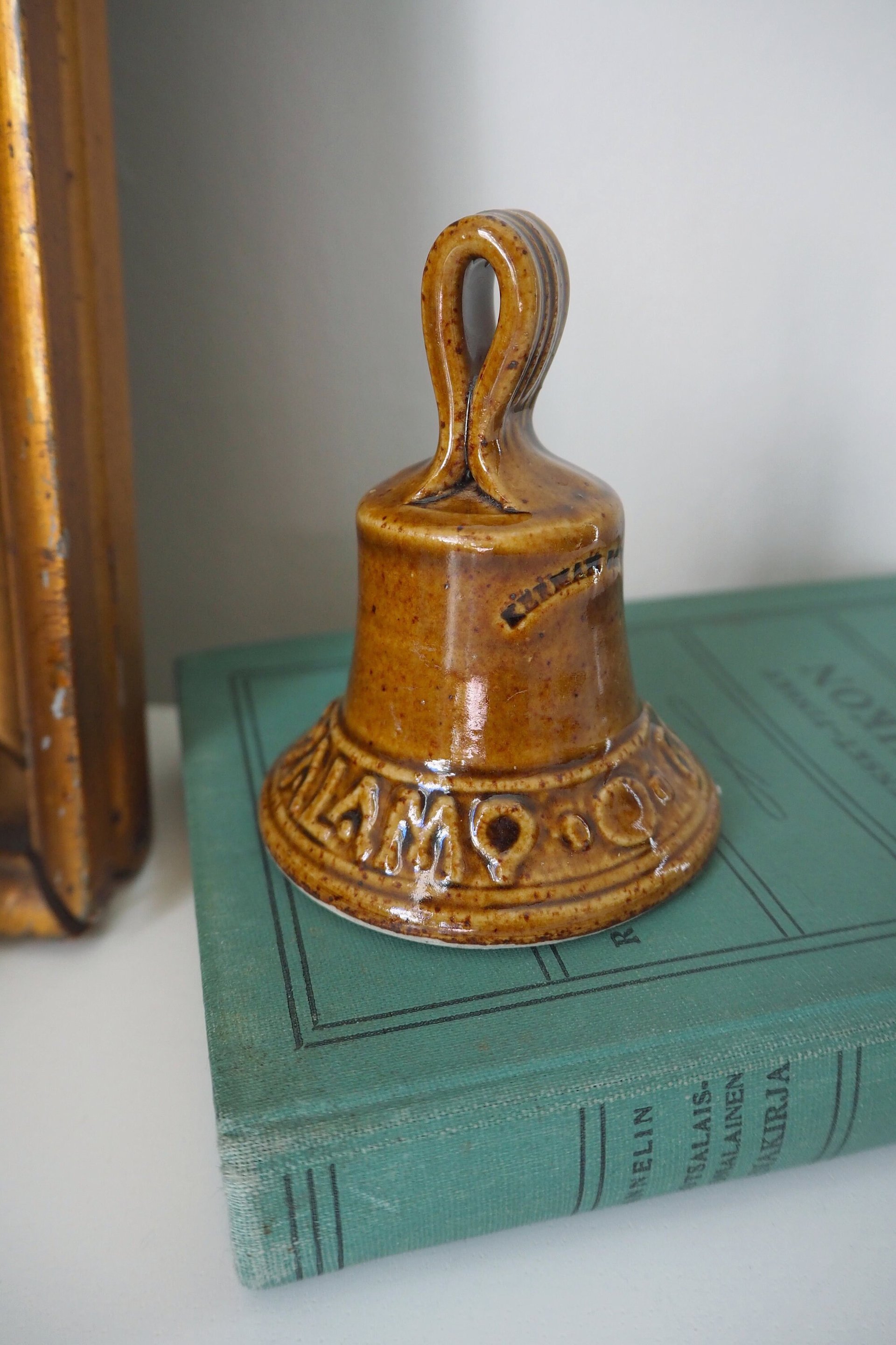 Vintage handbell | Ceramic hand bell | Ceramic table bell | Vintage table bell | Small vintage handbell