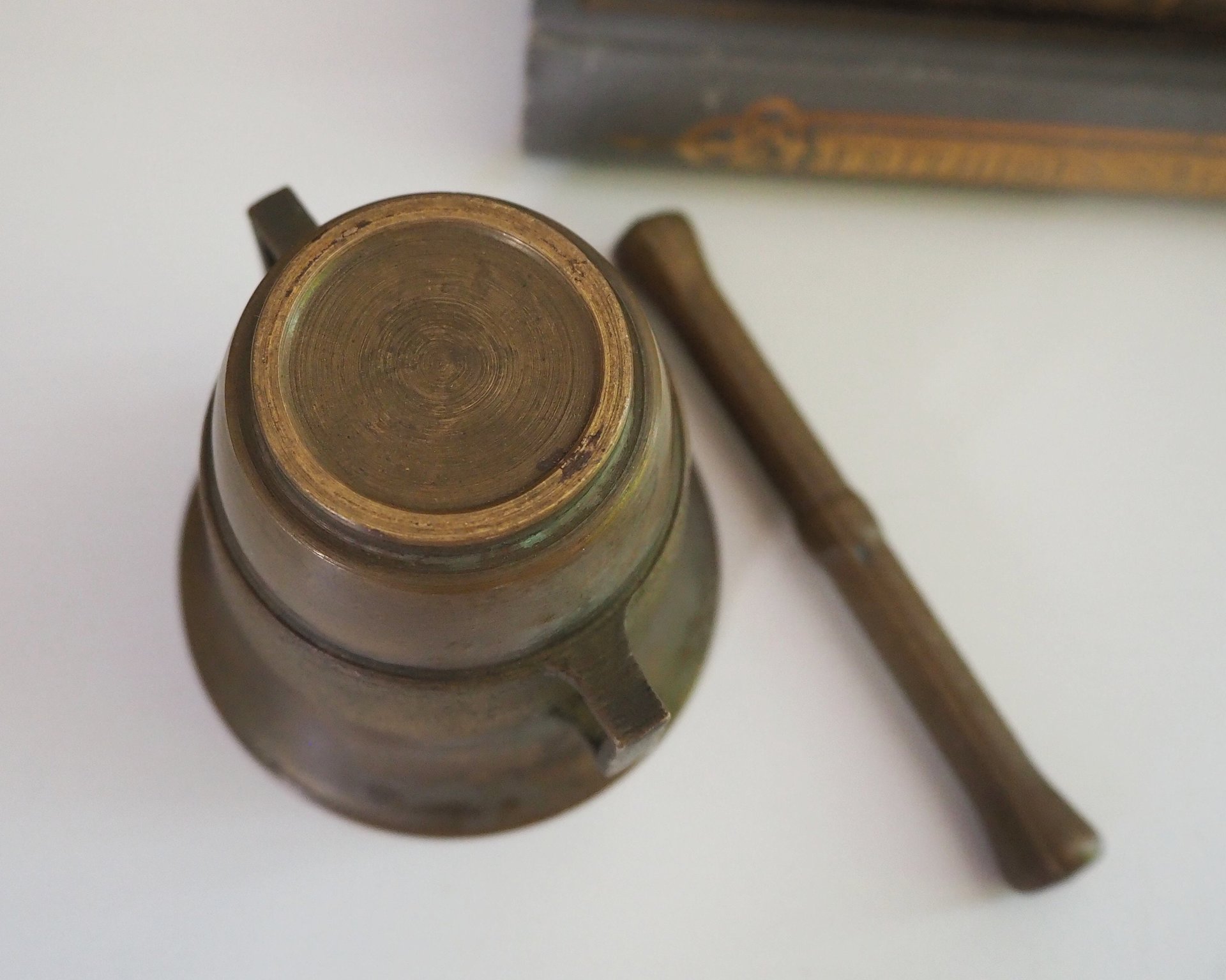 Vintage brass mortar and pestle | Small brass mortar | Small vintage mortar and pestle