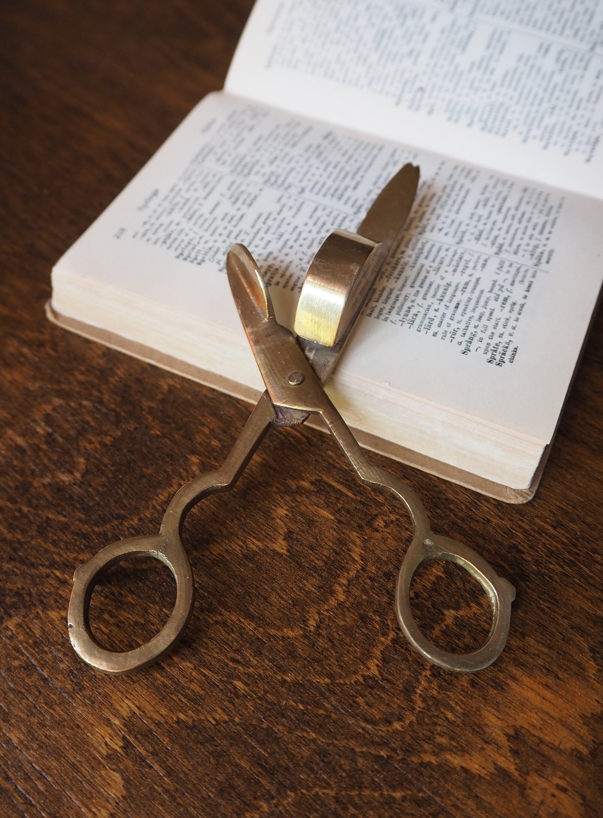 Vintage brass wick cutter | Brass candlewick scissors | Brass candlewick trimmer | Brass wick cutter | Vintage wick cutter