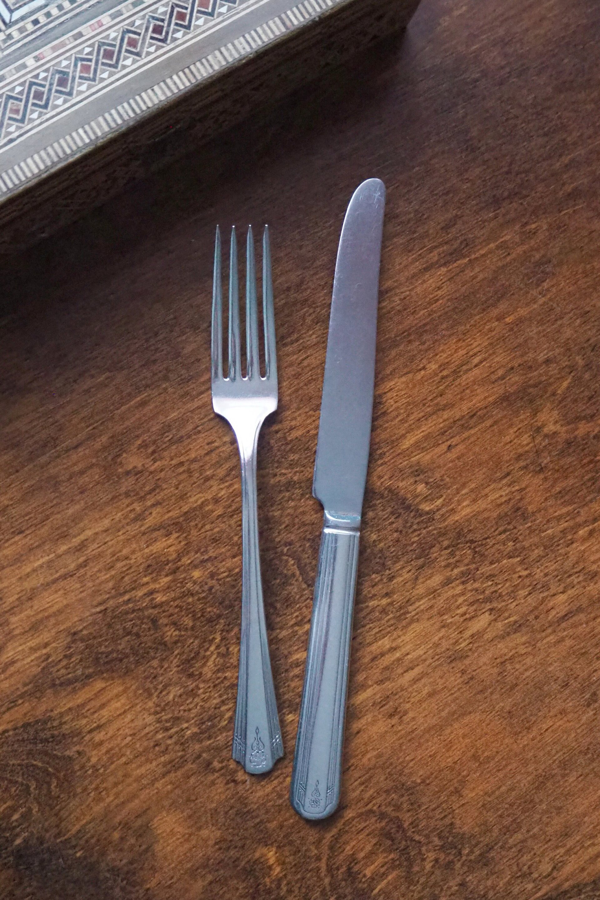 Vintage cutlery set for six | Silver plated cutlery set | Vintage silver plated forks and knives | Camden cutlery set