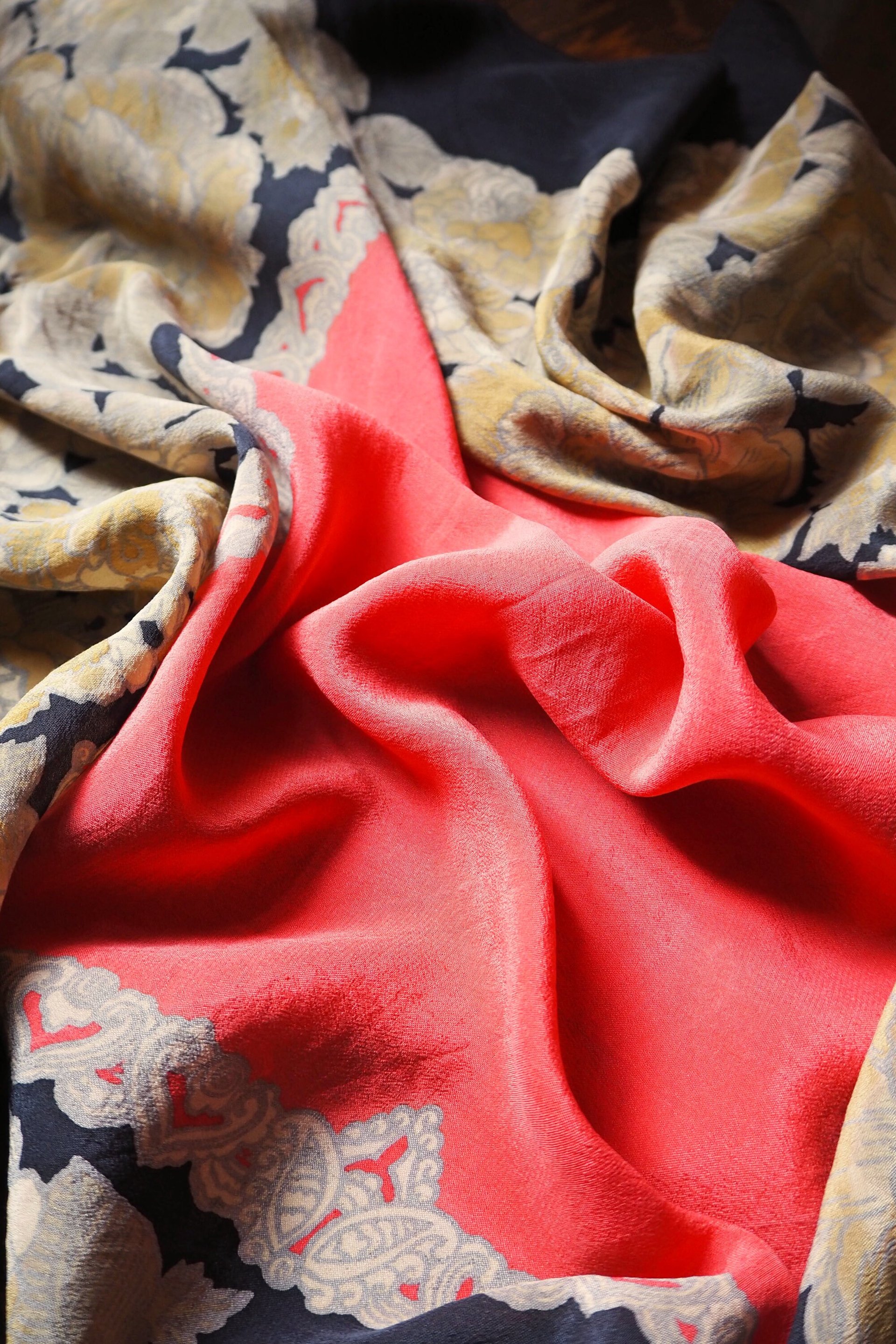 Vintage silk scarf | Floral silk scarf | Large vintage silk scarf | Square silk scarf