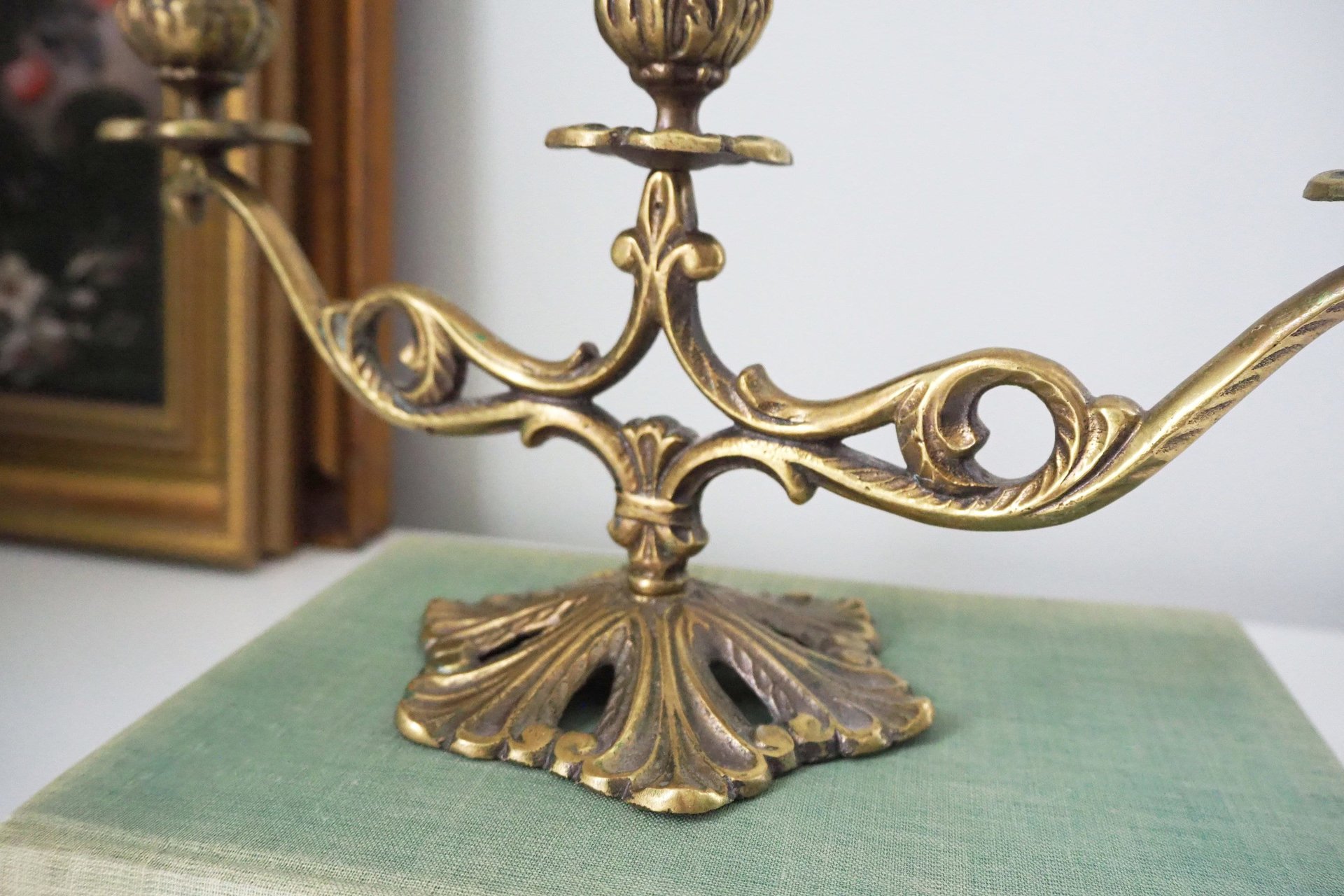 Vintage brass candelabra | Brass candelabra | Three arm brass candlestick holder | Three arm candelabra
