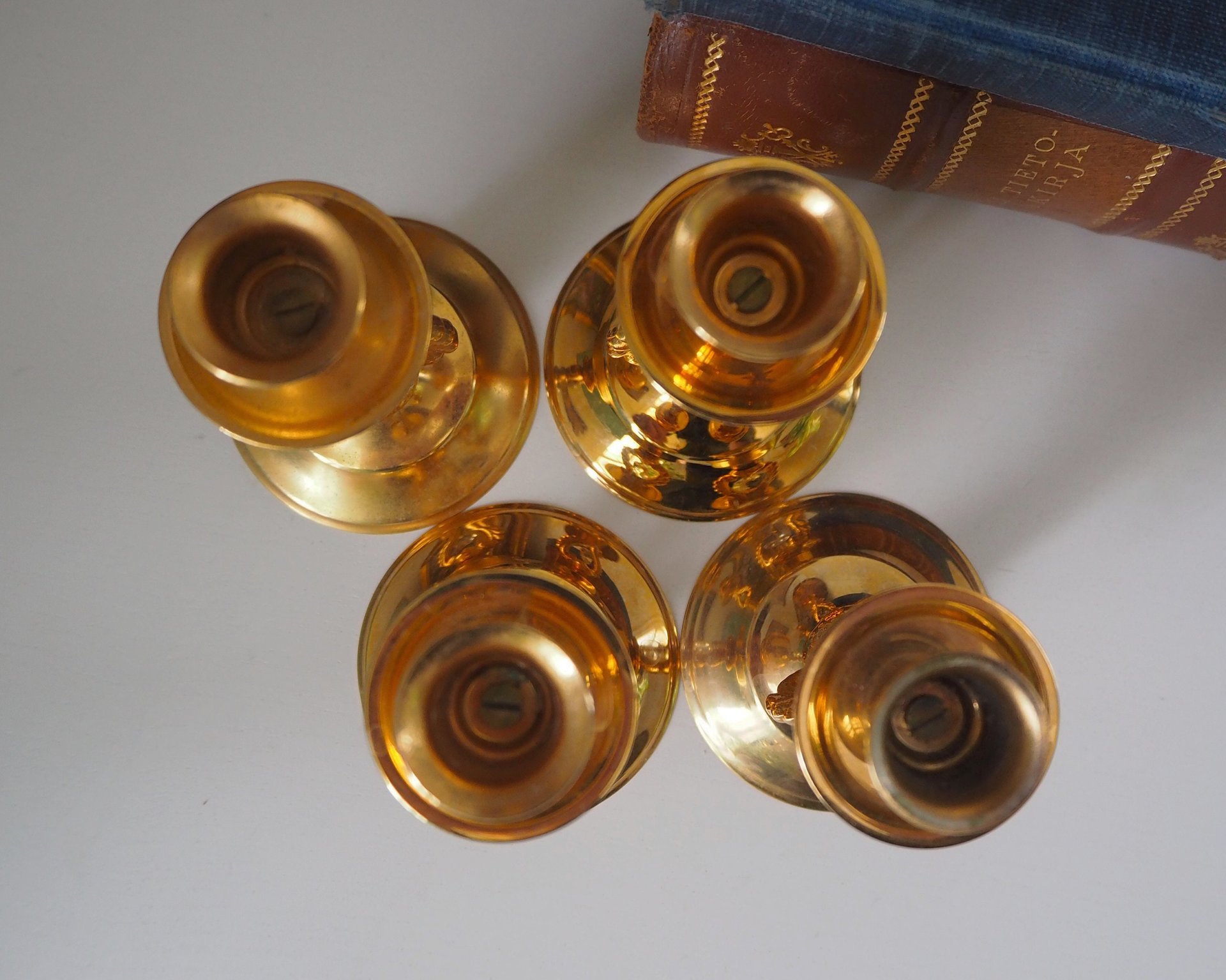 Set of four vintage candlestick holders | Gold plated crystal candlestick holders | Small gold plated candlestick holders | Turun Kristalli