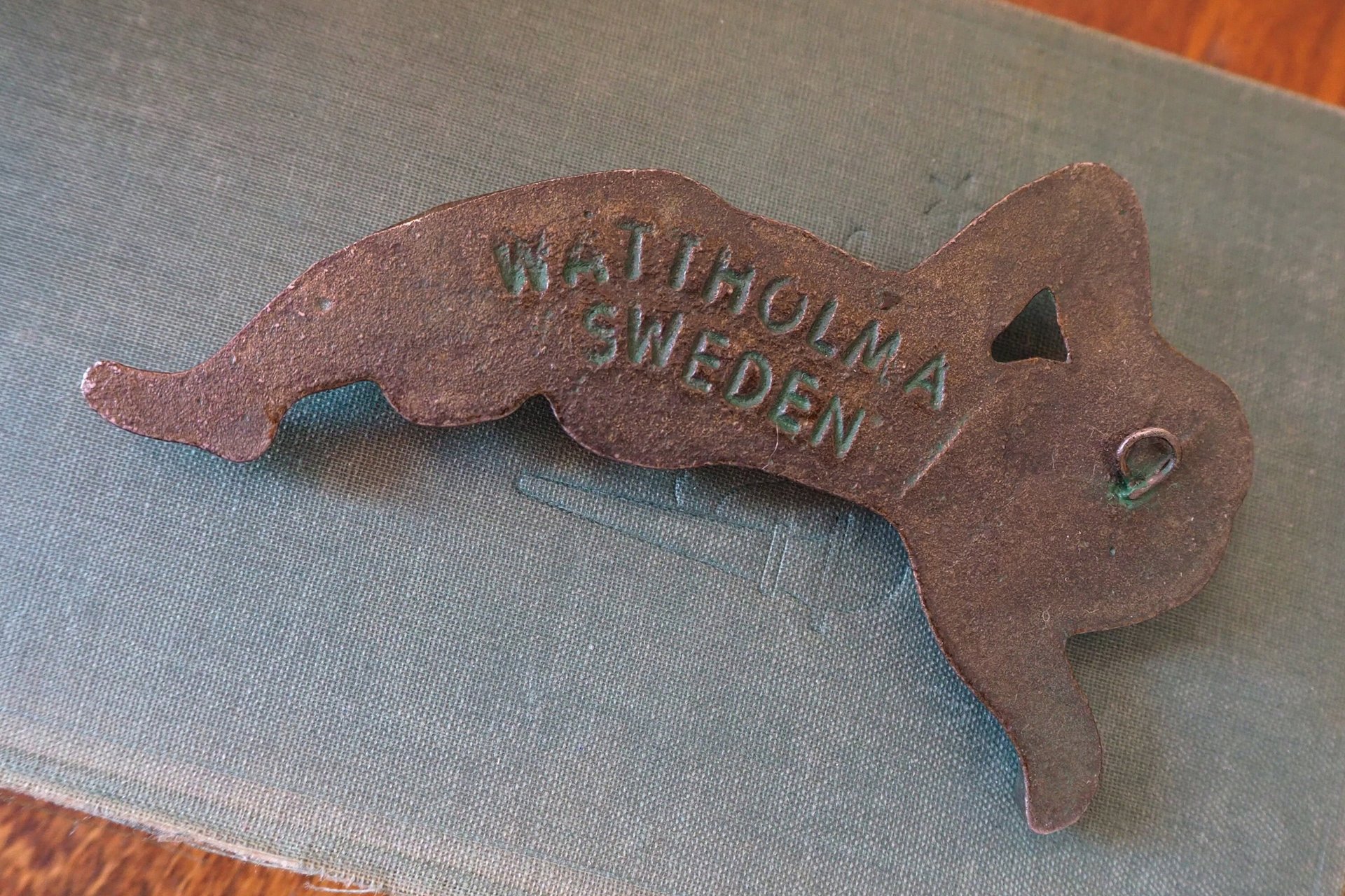 Vintage cast iron angel | Wattholma angel | Small cherub wall ornament | Vintage angel wall hanging | Made in Sweden