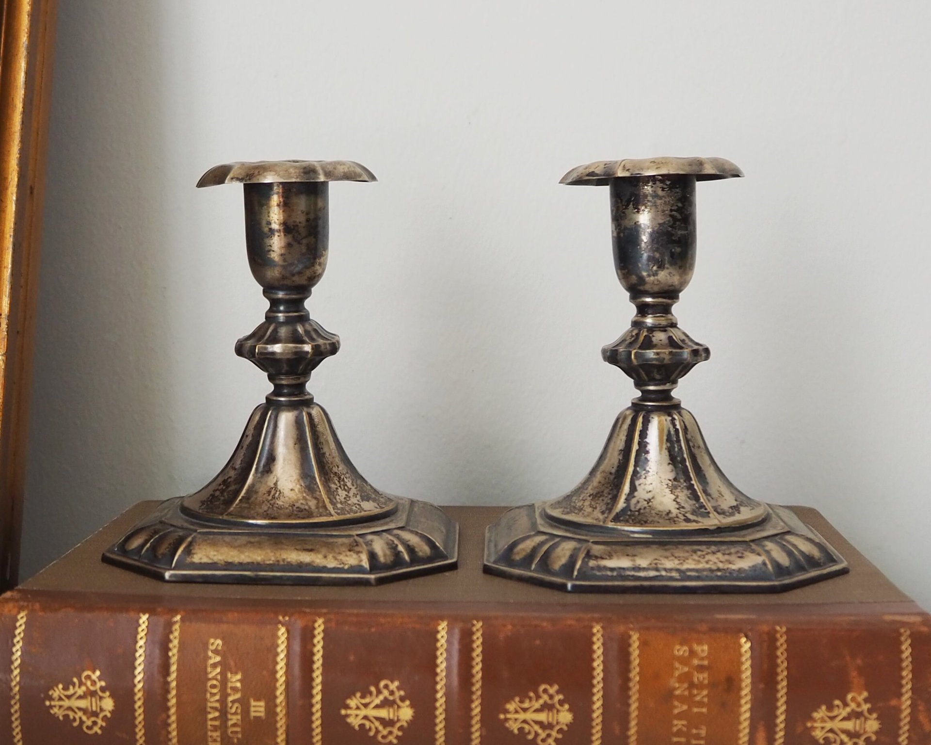 Set of two vintage candlestick holders | Silver plated candlestick holders | Ornate silver candlestick holders | Made in Finland