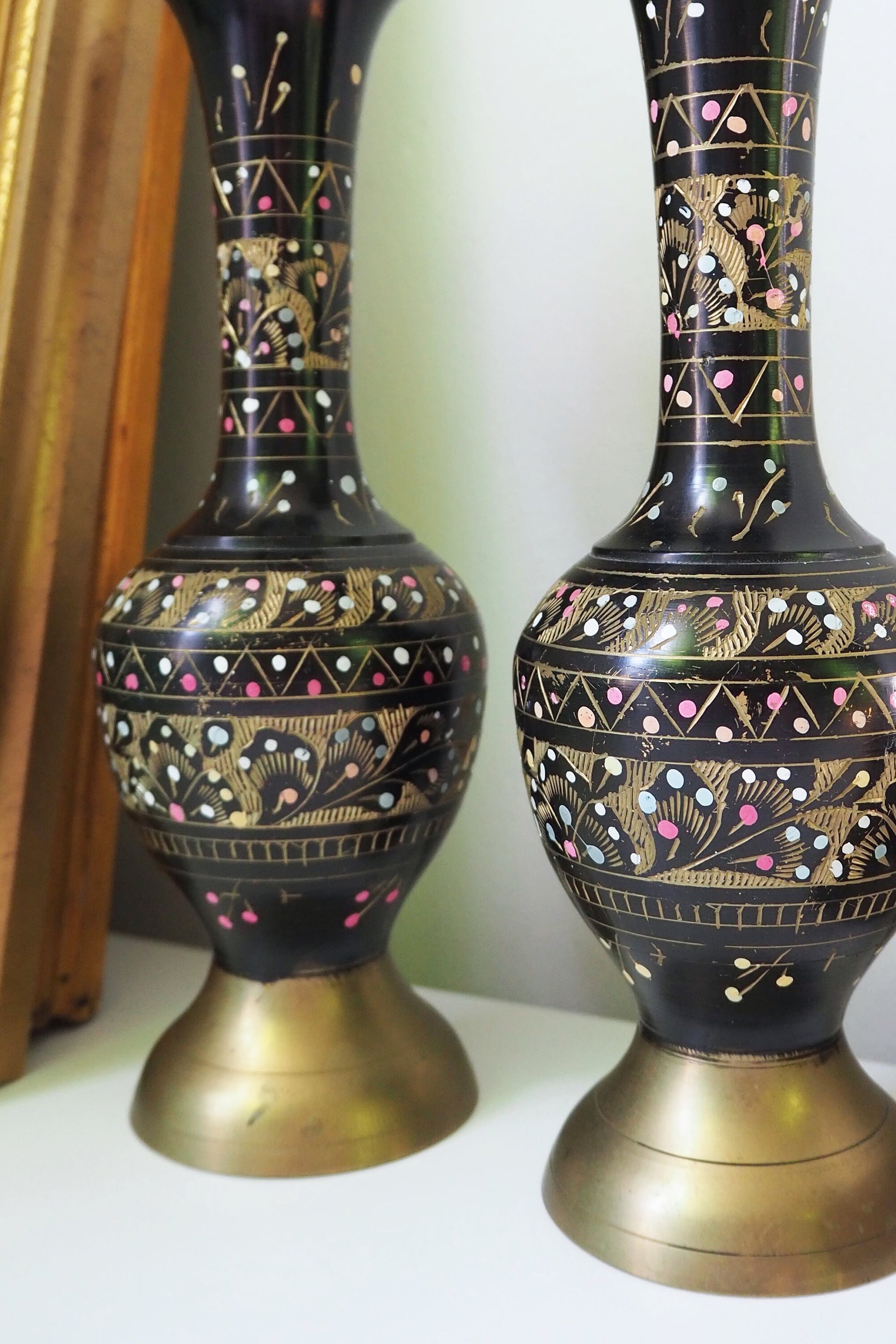 Set of two vintage vases | Brass vases | Matching vintage vases | Etched brass and black vases | Pastel vases