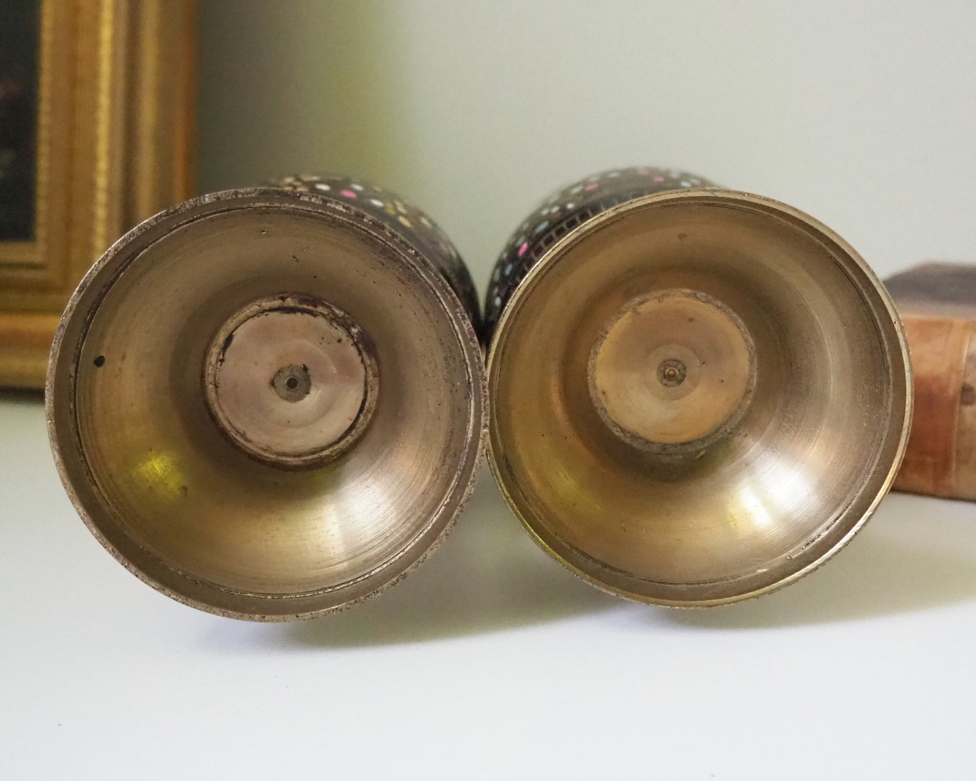 Set of two vintage vases | Brass vases | Matching vintage vases | Etched brass and black vases | Pastel vases