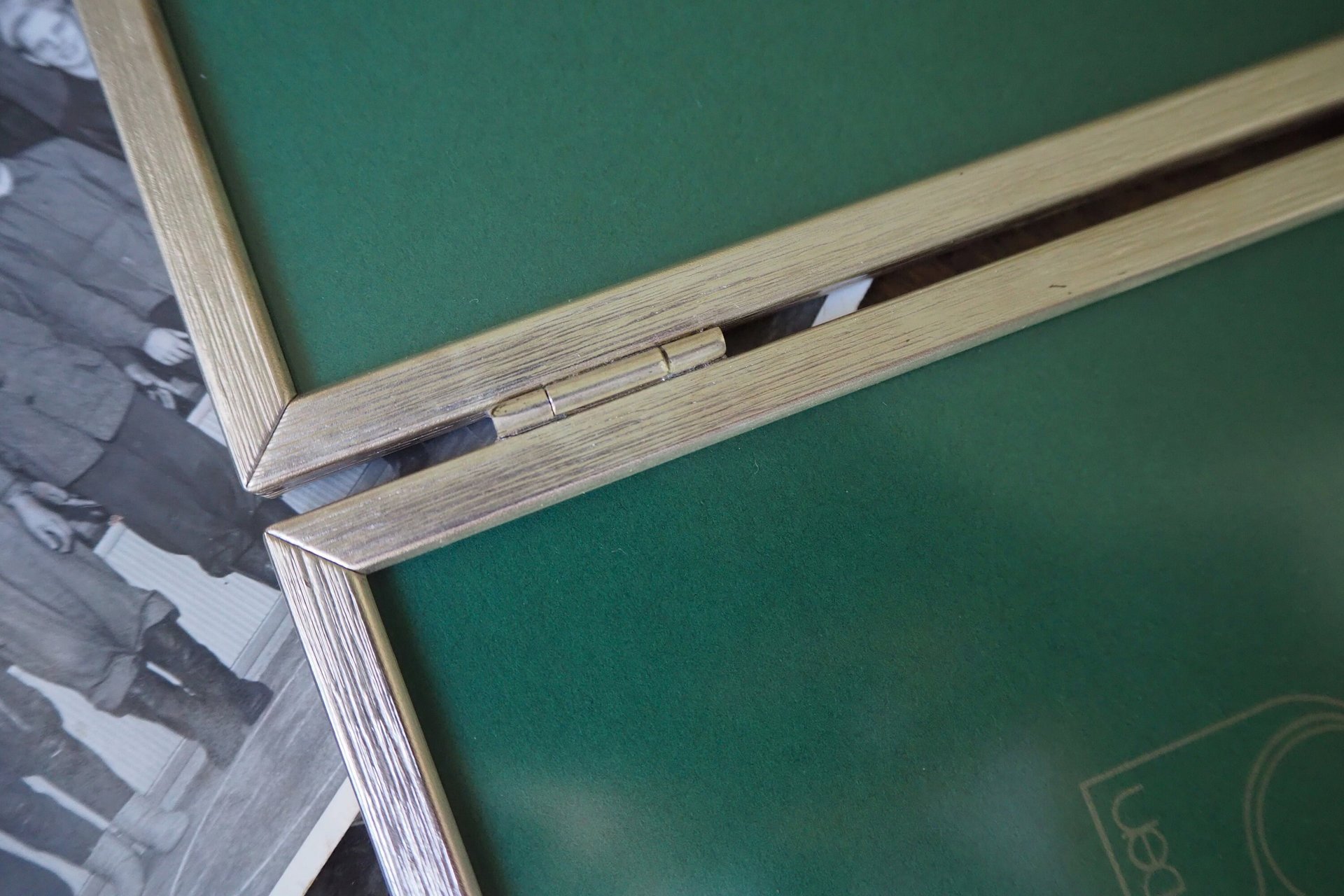 Vintage triple picture frame | Vintage silver plated photo frame | Jyden triple photo frame | Vintage hinged picture frame