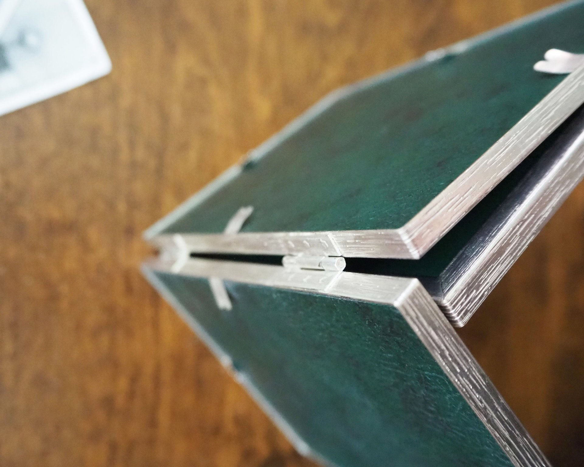 Vintage triple picture frame | Vintage silver plated photo frame | Jyden triple photo frame | Vintage hinged picture frame