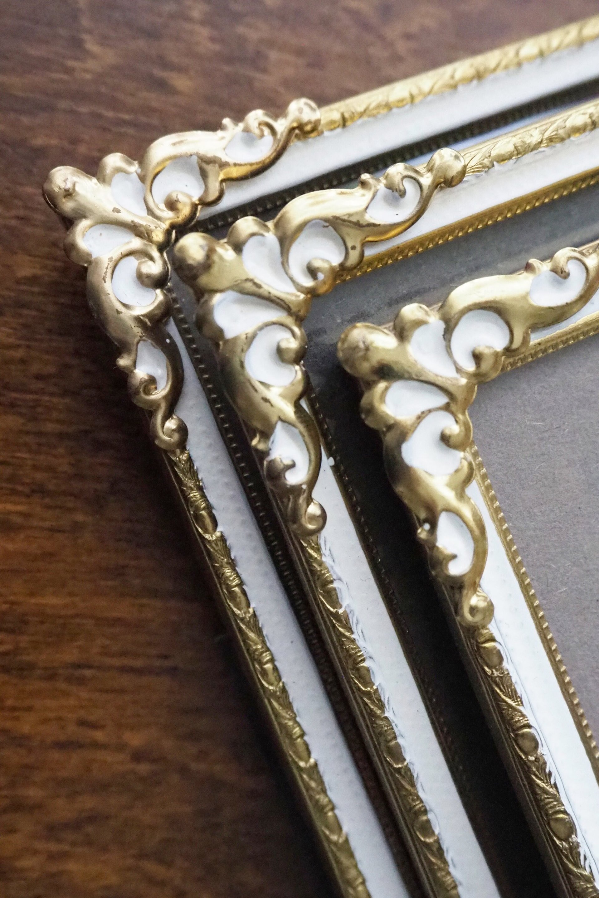 Set of three vintage photo frames | Set of three matching vintage frames | Vintage brass picture frames | Brass and white frames