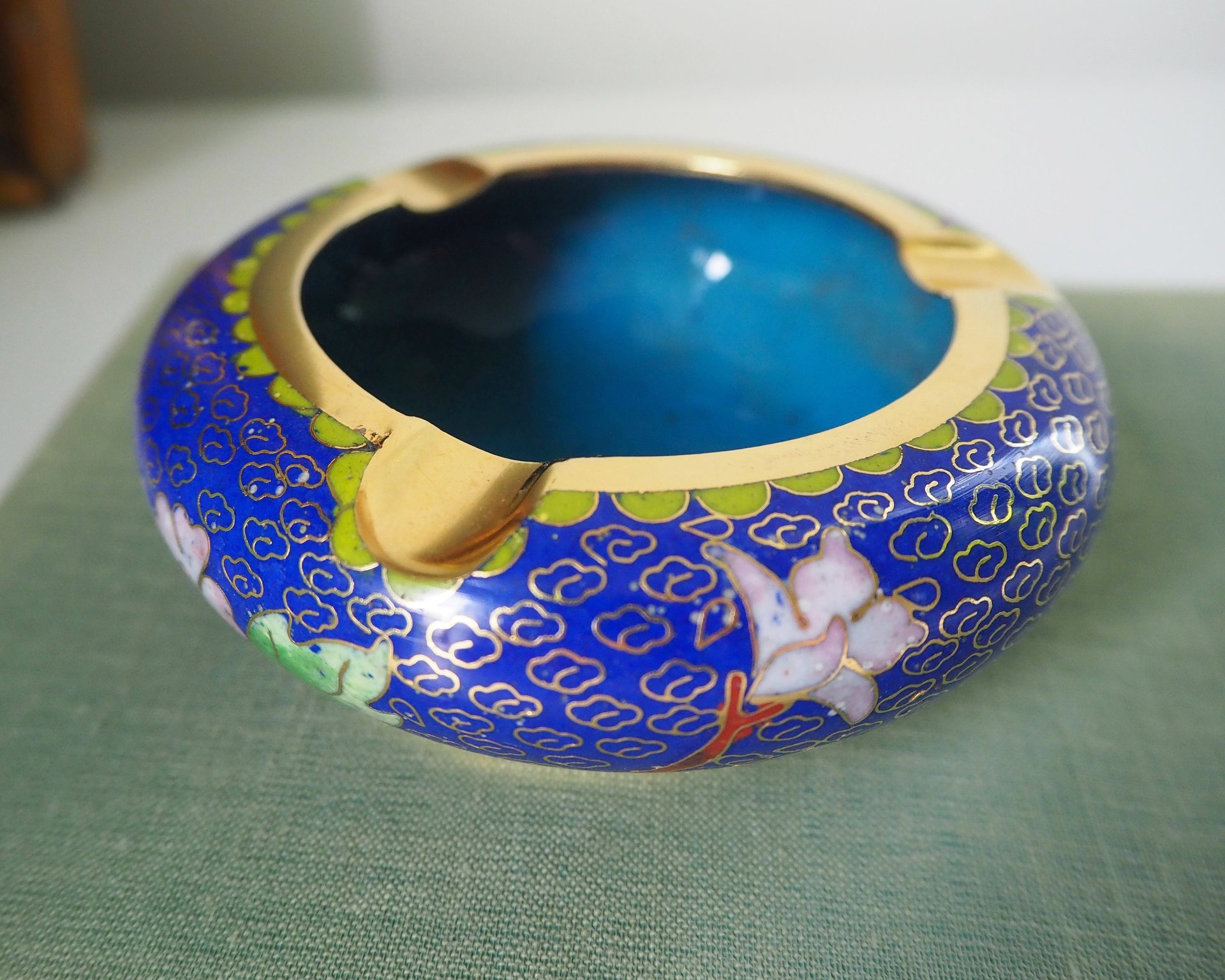 Vintage Cloisonné ashtray | Enameled brass ashtray | Vintage ashtray | Cloisonné ashtray