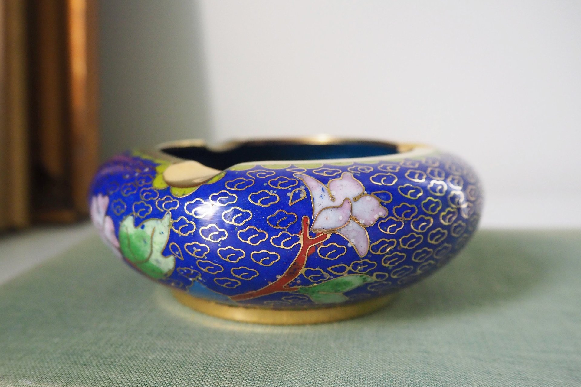 Vintage Cloisonné ashtray | Enameled brass ashtray | Vintage ashtray | Cloisonné ashtray