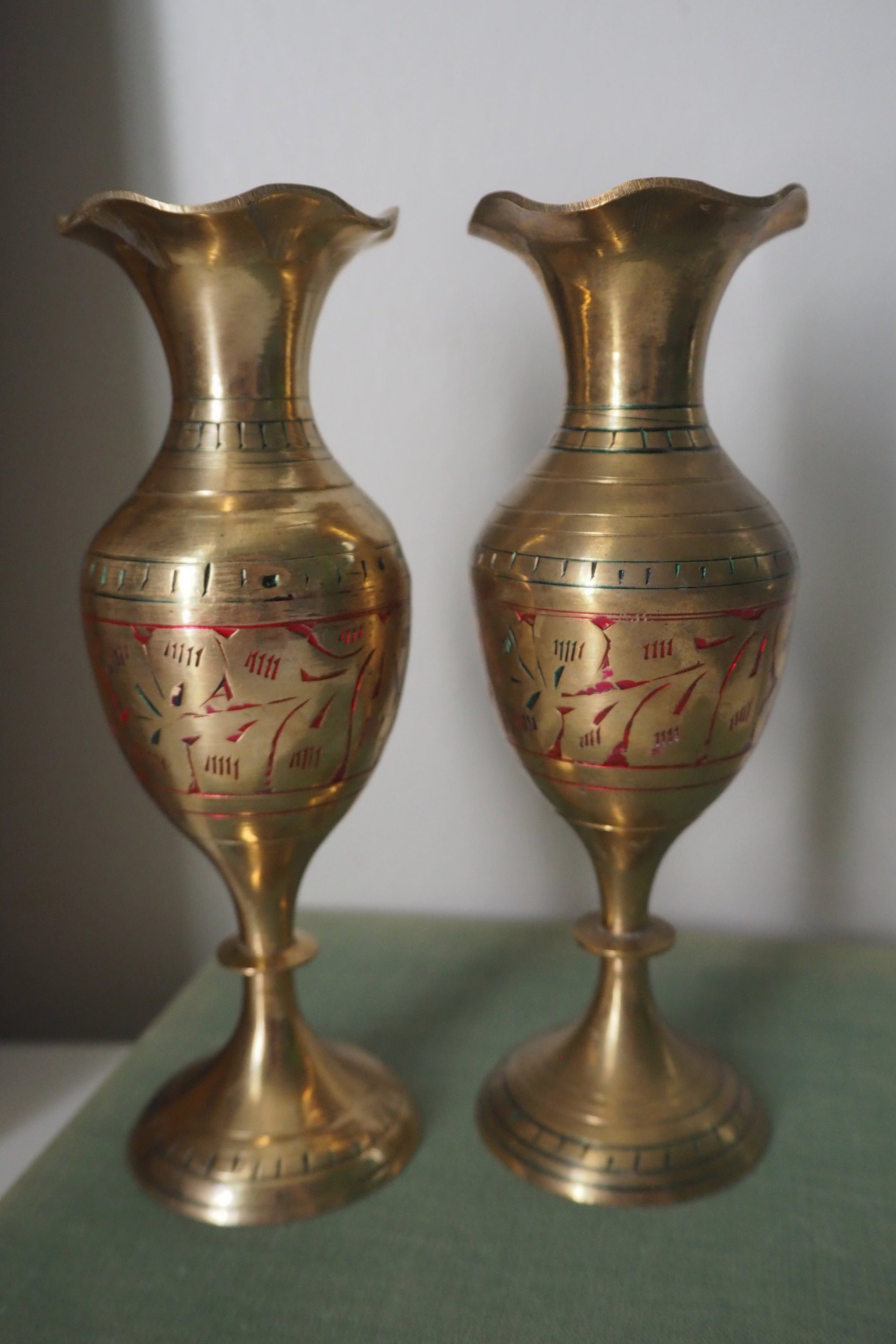 Set of two small vintage vases | Small brass vases | Vintage bud vase | Vintage single flower vases | Etched brass vases