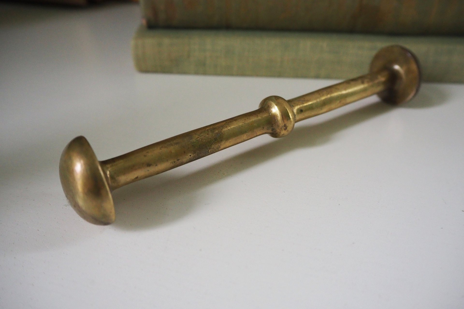 Vintage brass mortar and pestle | Heavy brass mortar | Vintage brass mortar | Brass mortar and pestle | Vintage kitchenware