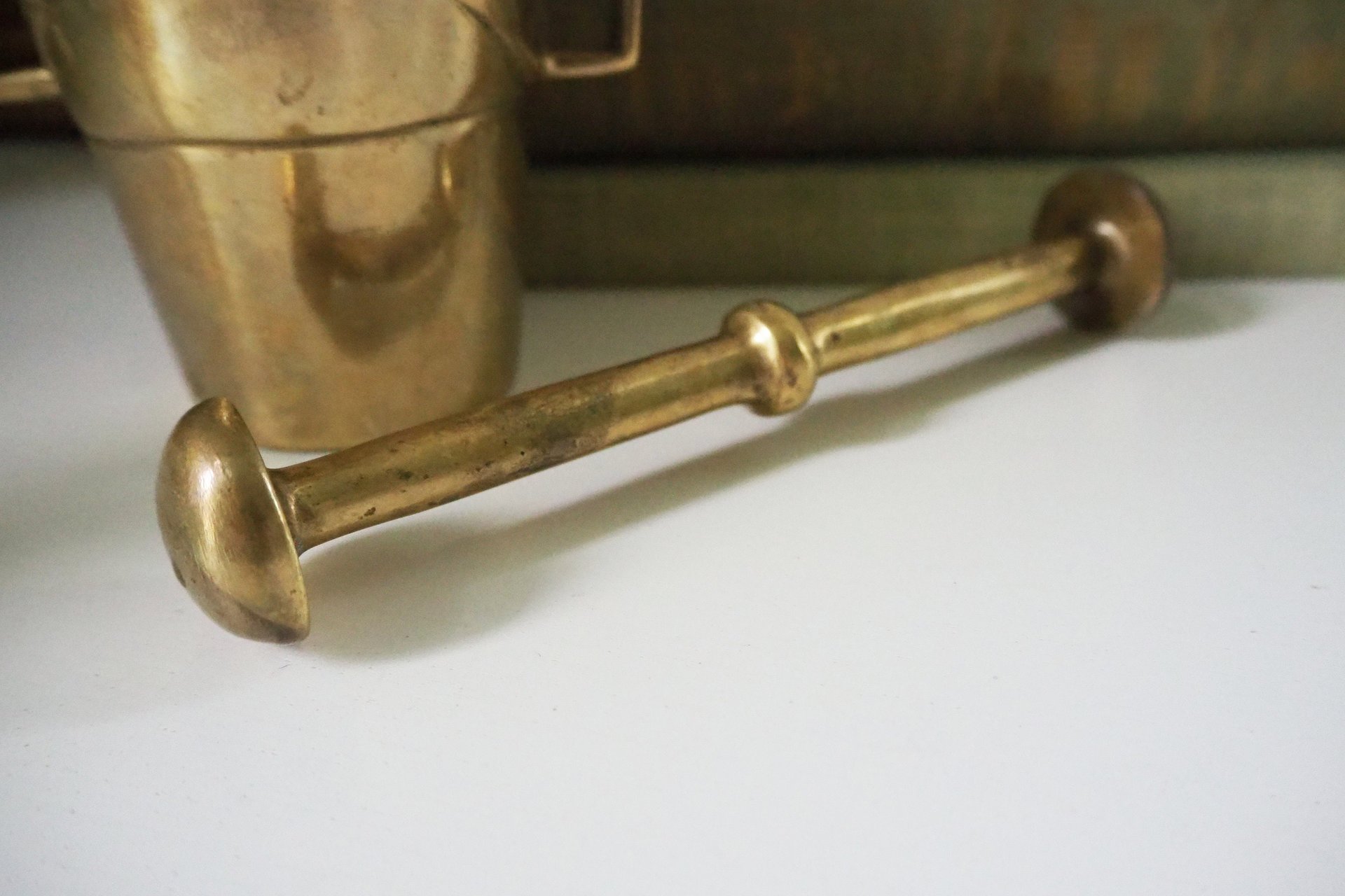 Vintage brass mortar and pestle | Heavy brass mortar | Vintage brass mortar | Brass mortar and pestle | Vintage kitchenware