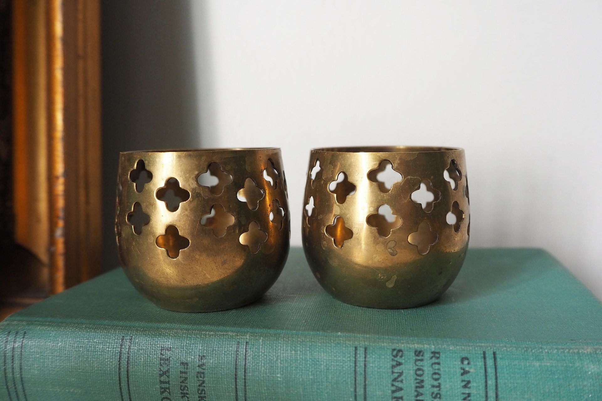 Vintage tea light holder sets | Heart candleholders | Vintage brass tea light holders | Brass tealight holders | Candleholder sets