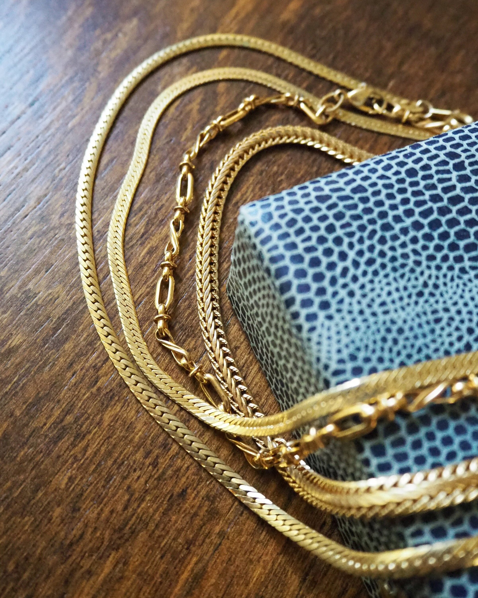 Vintage necklace | Gold tone chain | Vintage snake chain | Vintage gold chain | Mismatched necklaces