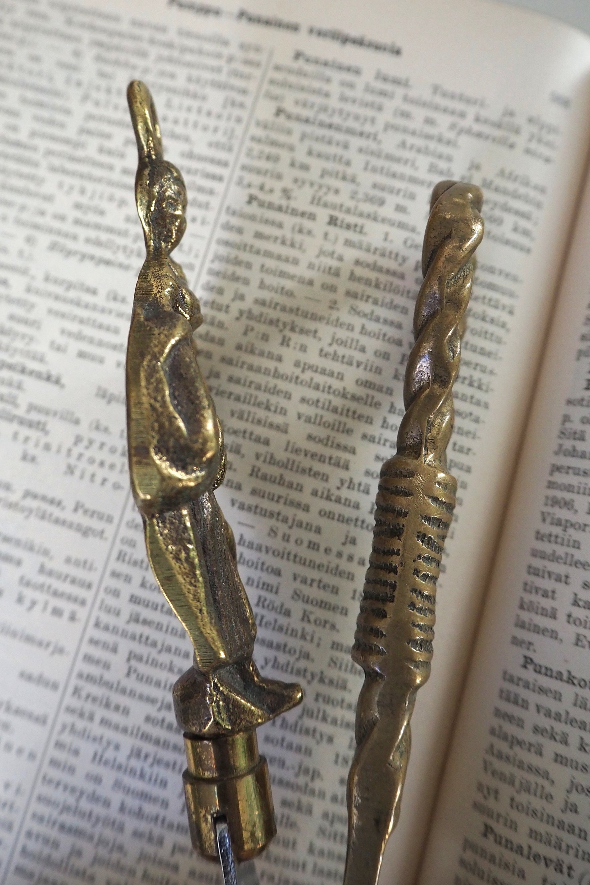 Vintage brass bottle openers | Brass bottle opener | Vintage bottle opener | Solid brass bottle opener | Made in England