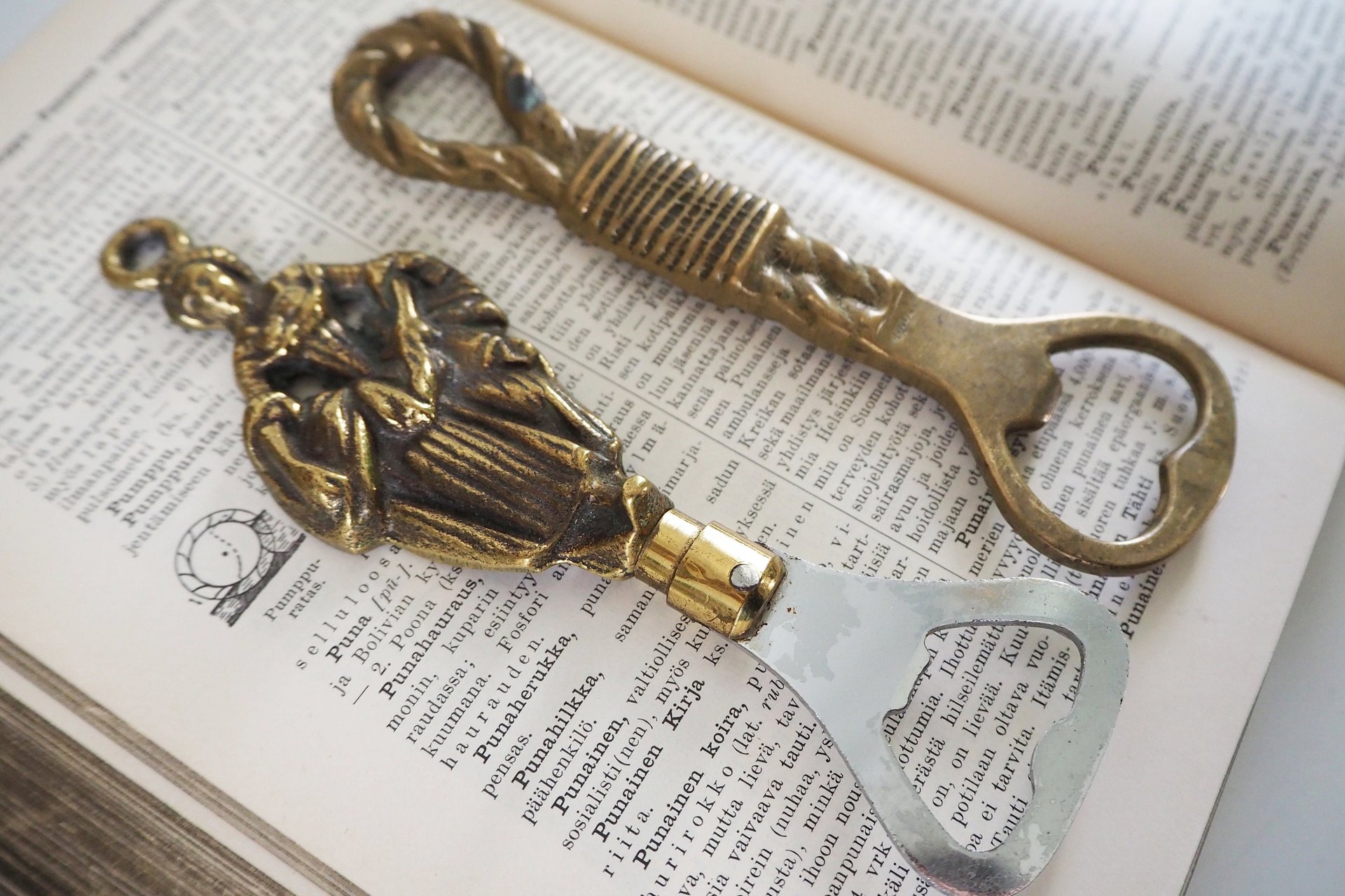 Vintage brass bottle openers | Brass bottle opener | Vintage bottle opener | Solid brass bottle opener | Made in England