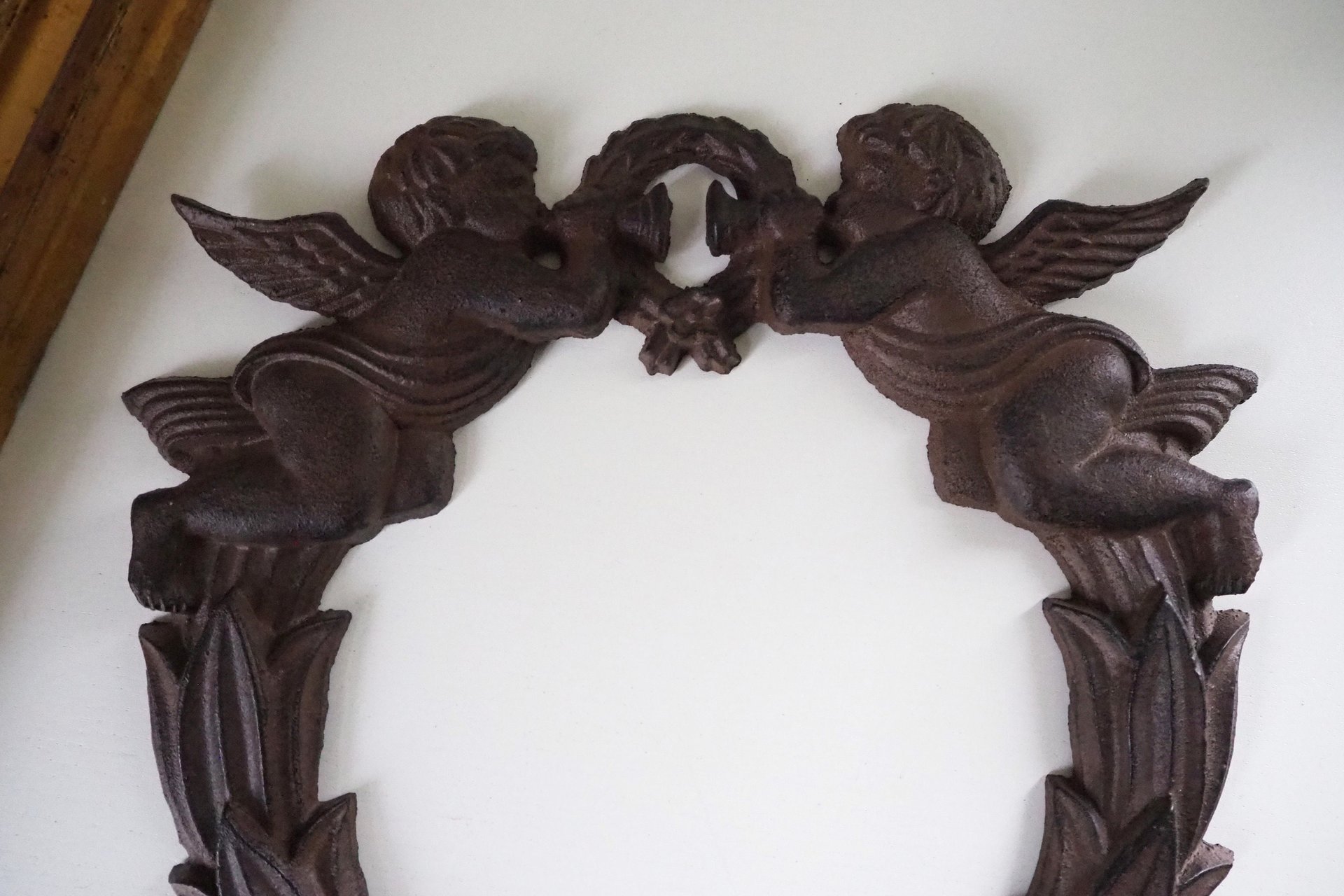 Vintage cast iron wreath | Angel wreath | Cast iron wreath | Vintage Christmas wreath | Cherub wreath | Vintage Christmas decor