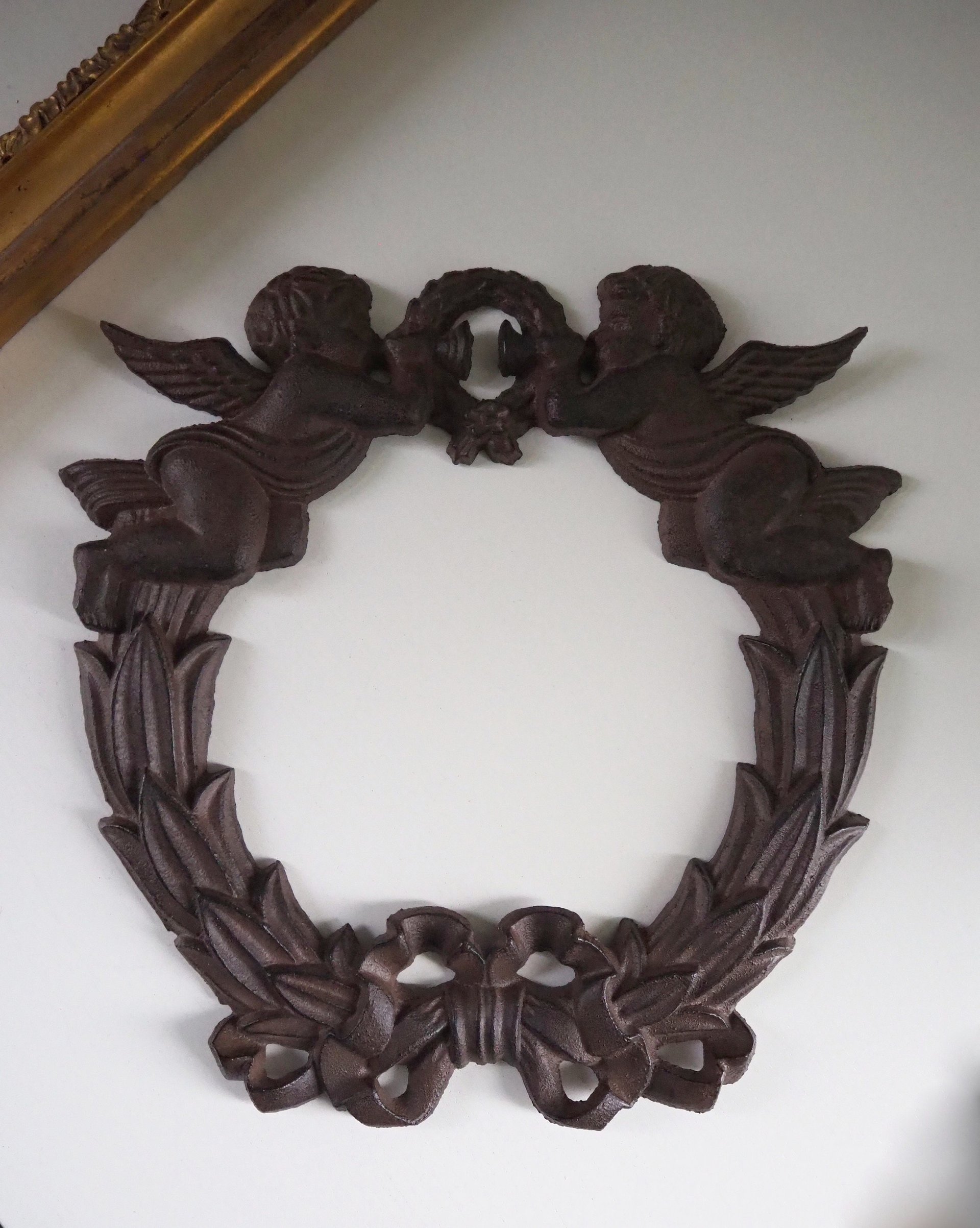 Vintage cast iron wreath | Angel wreath | Cast iron wreath | Vintage Christmas wreath | Cherub wreath | Vintage Christmas decor