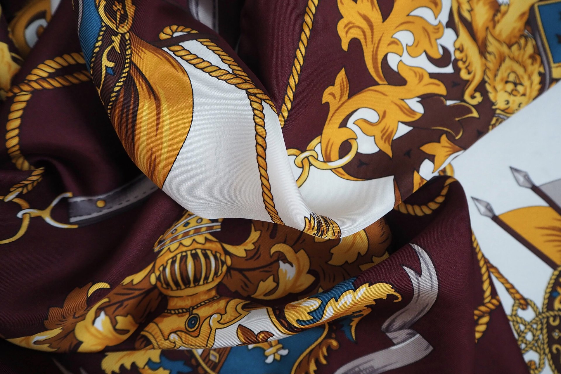 Vintage silk scarf | Purple silk scarf | Large vintage silk scarf | 100% silk scarf | Baroque silk scarf