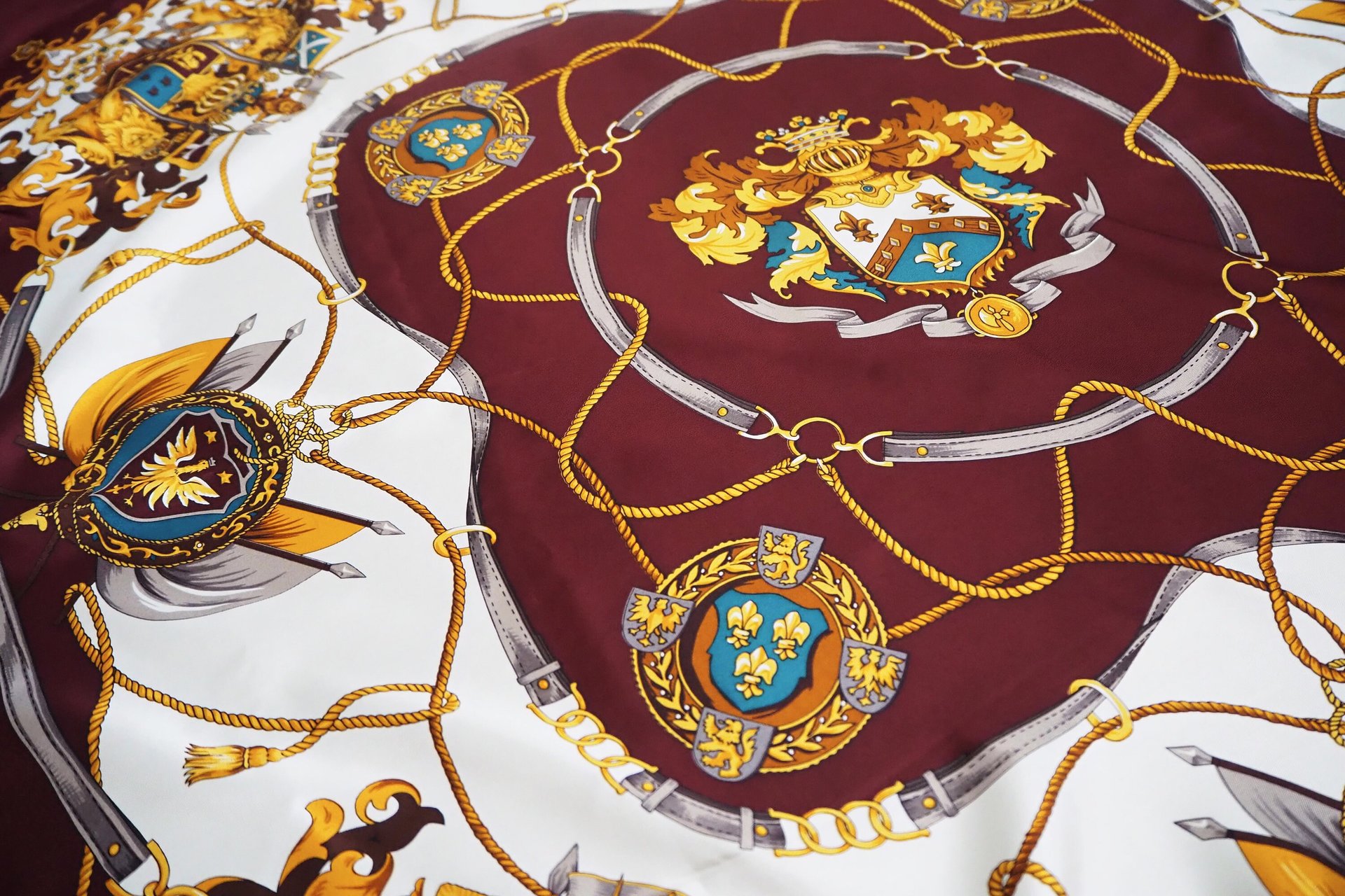 Vintage silk scarf | Purple silk scarf | Large vintage silk scarf | 100% silk scarf | Baroque silk scarf