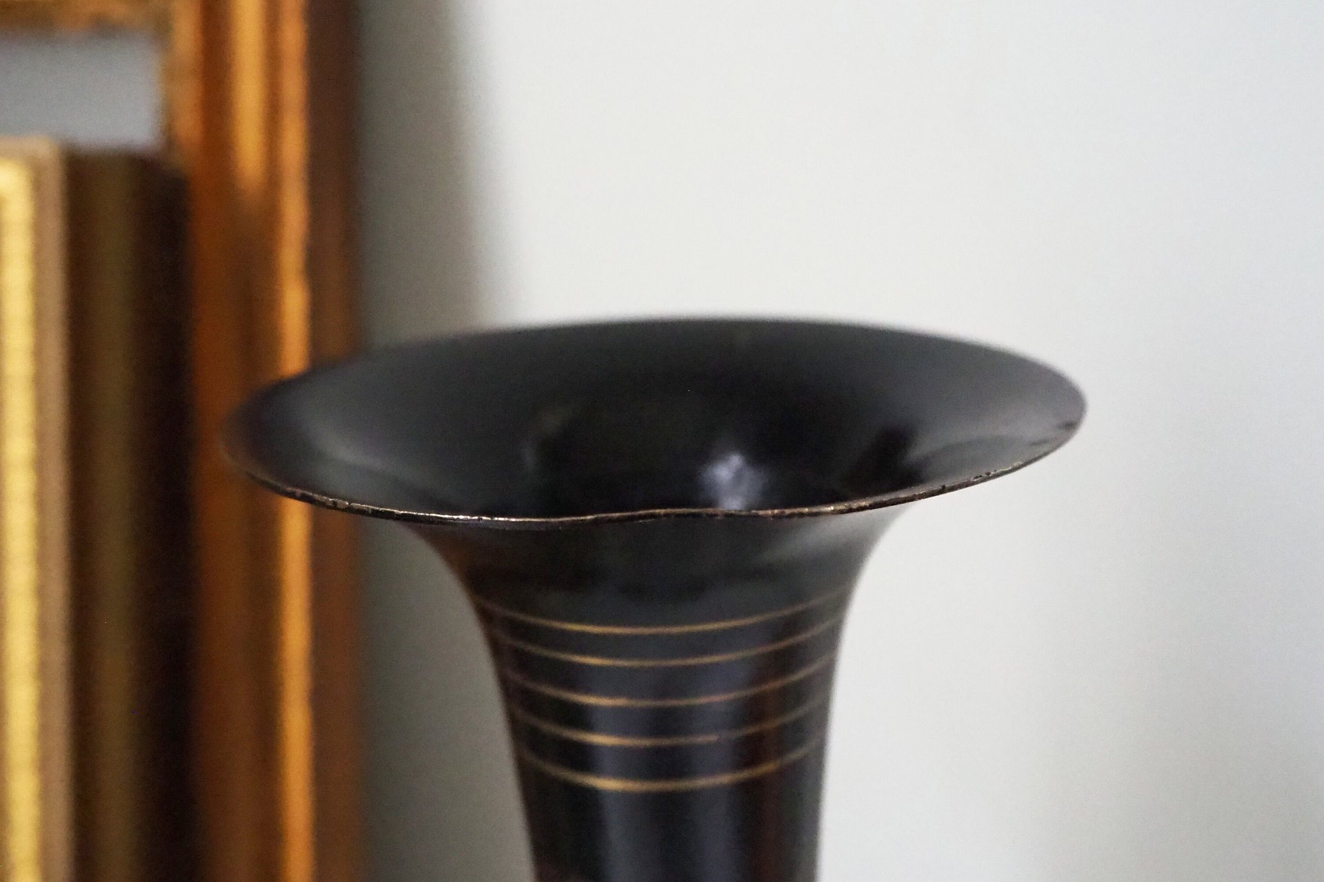 Vintage brass vase | Black brass vase | Etched floral brass vase black | Tall brass and black vase